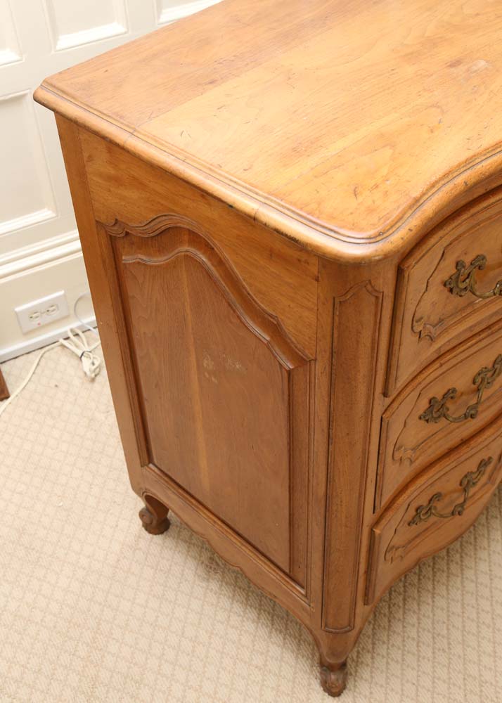 Victorian Style Dresser