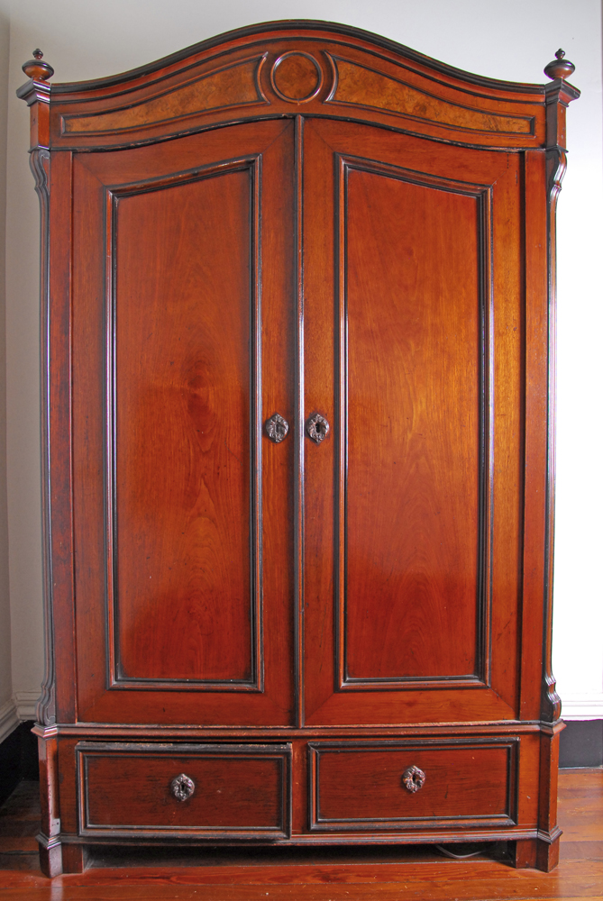 Vintage Georgian Style Mahogany Wardrobe