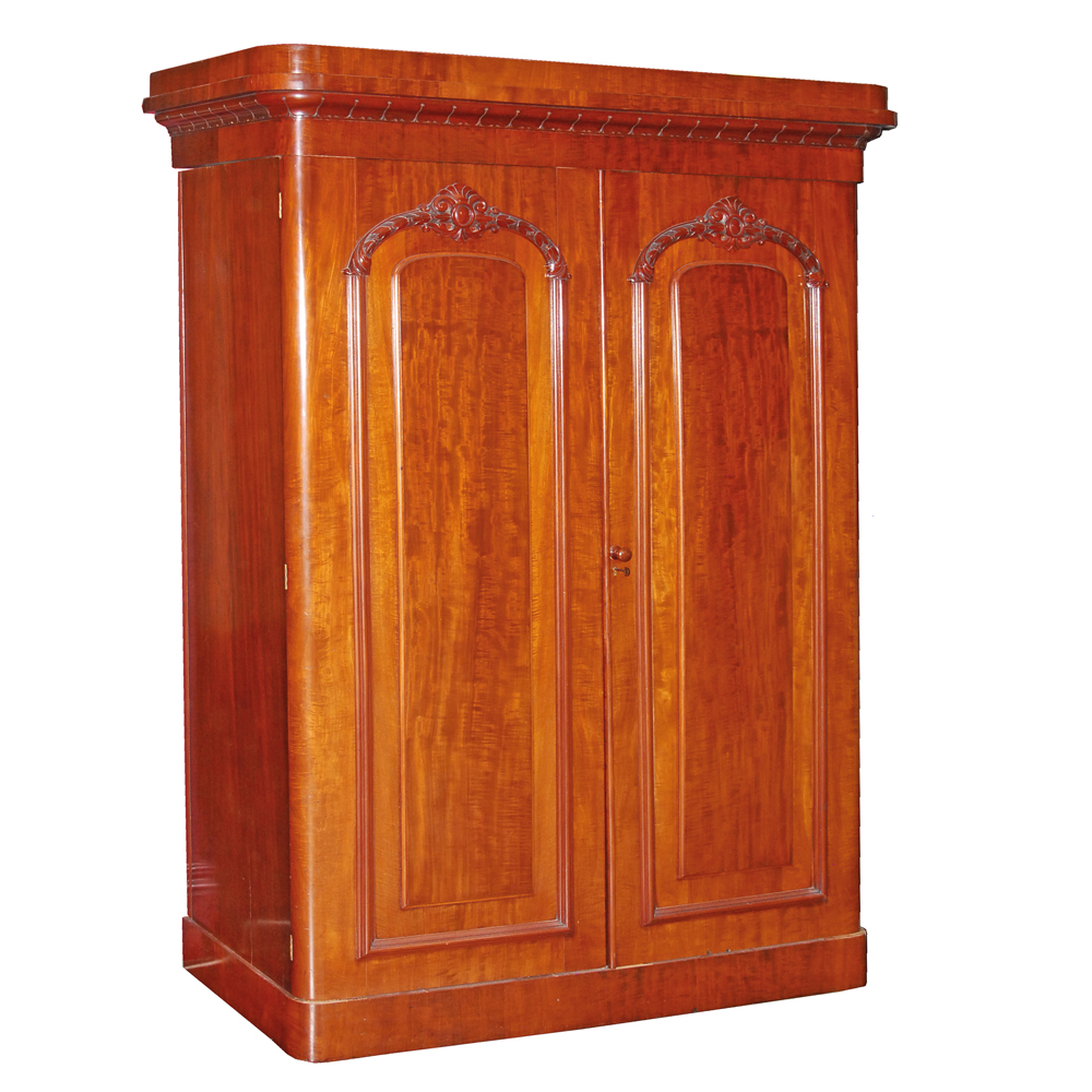 19th Century English Mahogany Wardrobe With Fitted Interior