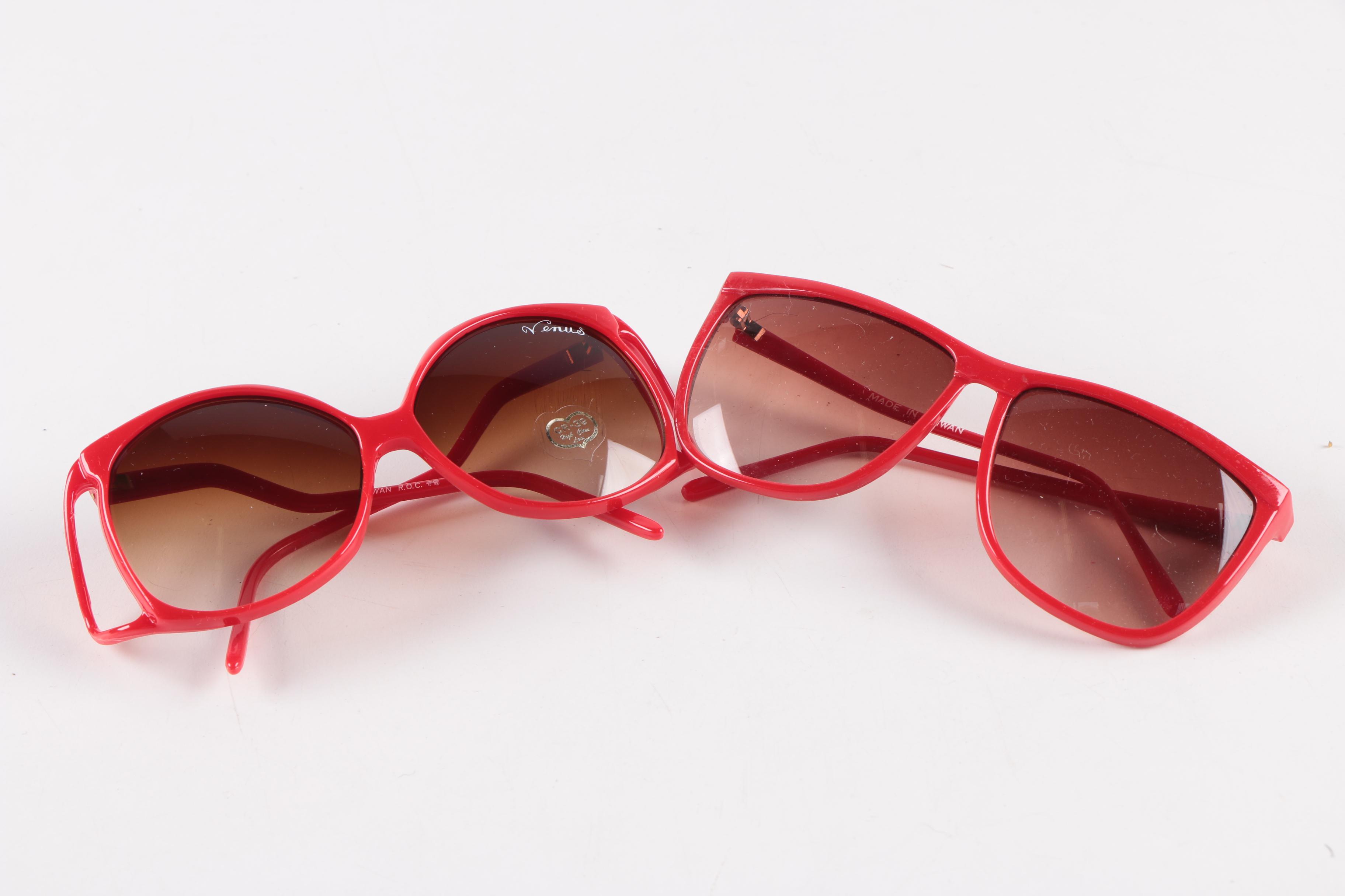 Women's Plastic Framed Sunglasses
