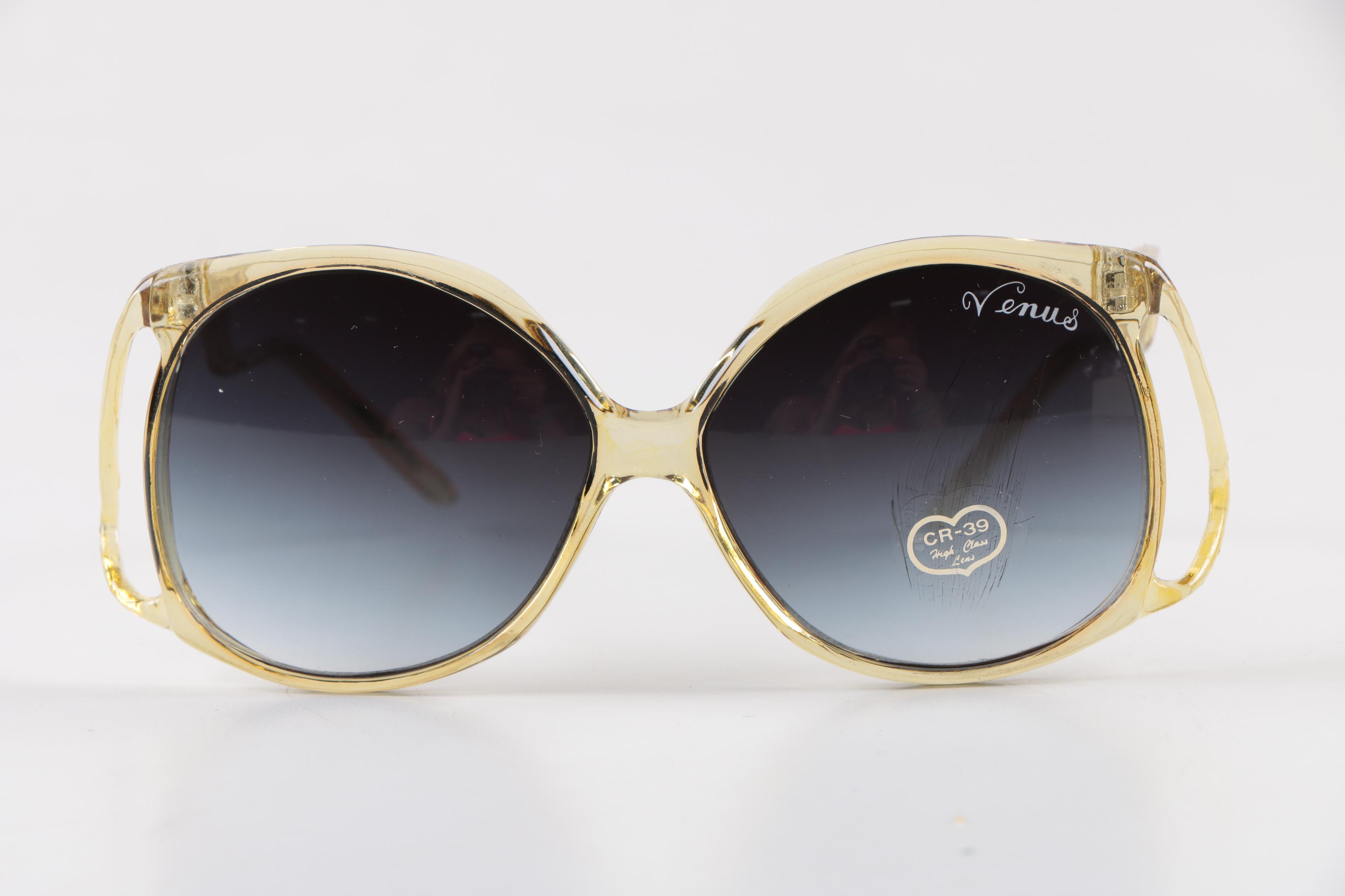 Women's Vintage Sunglasses