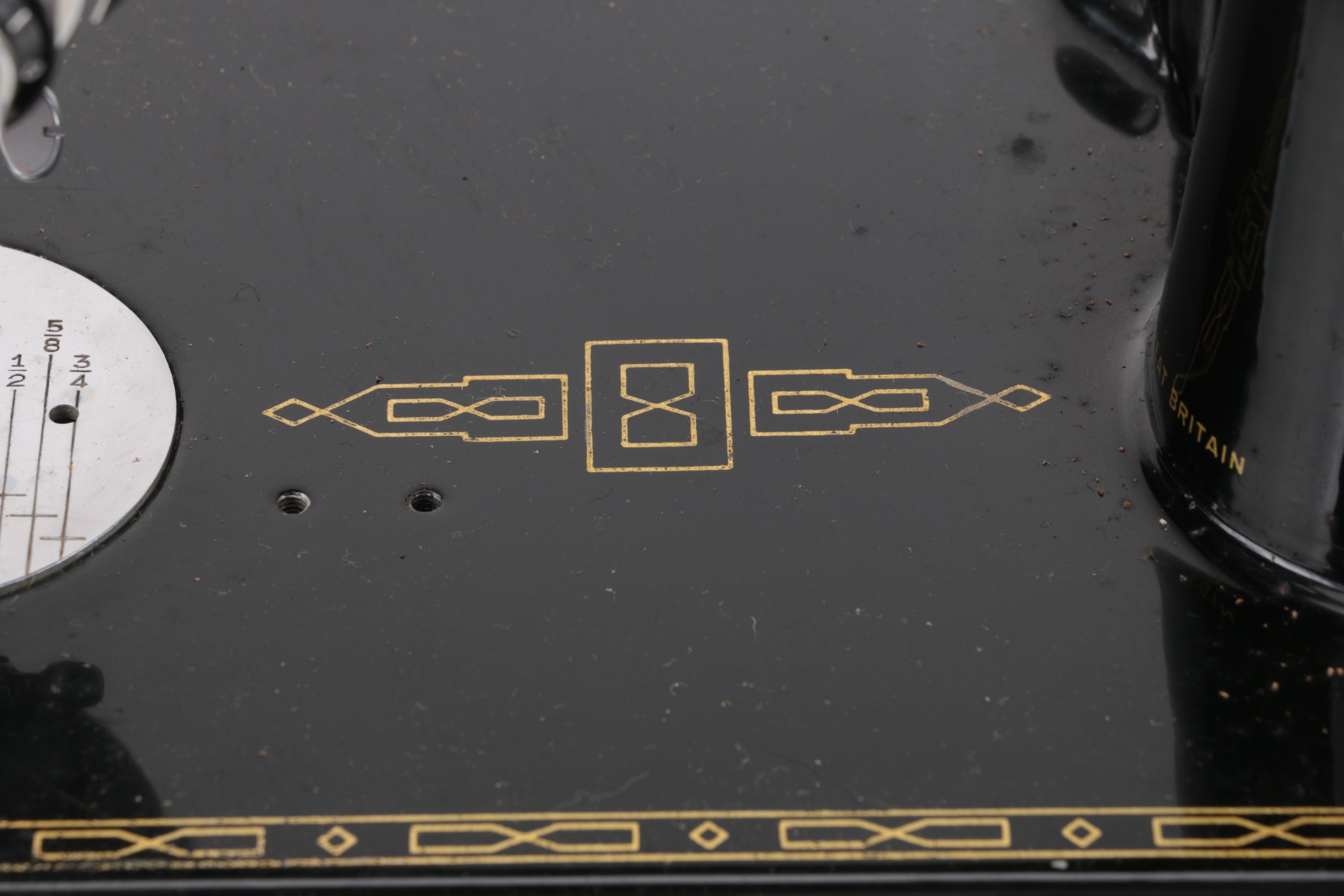 Circa 1950 Singer Featherweight 221K Sewing Machine