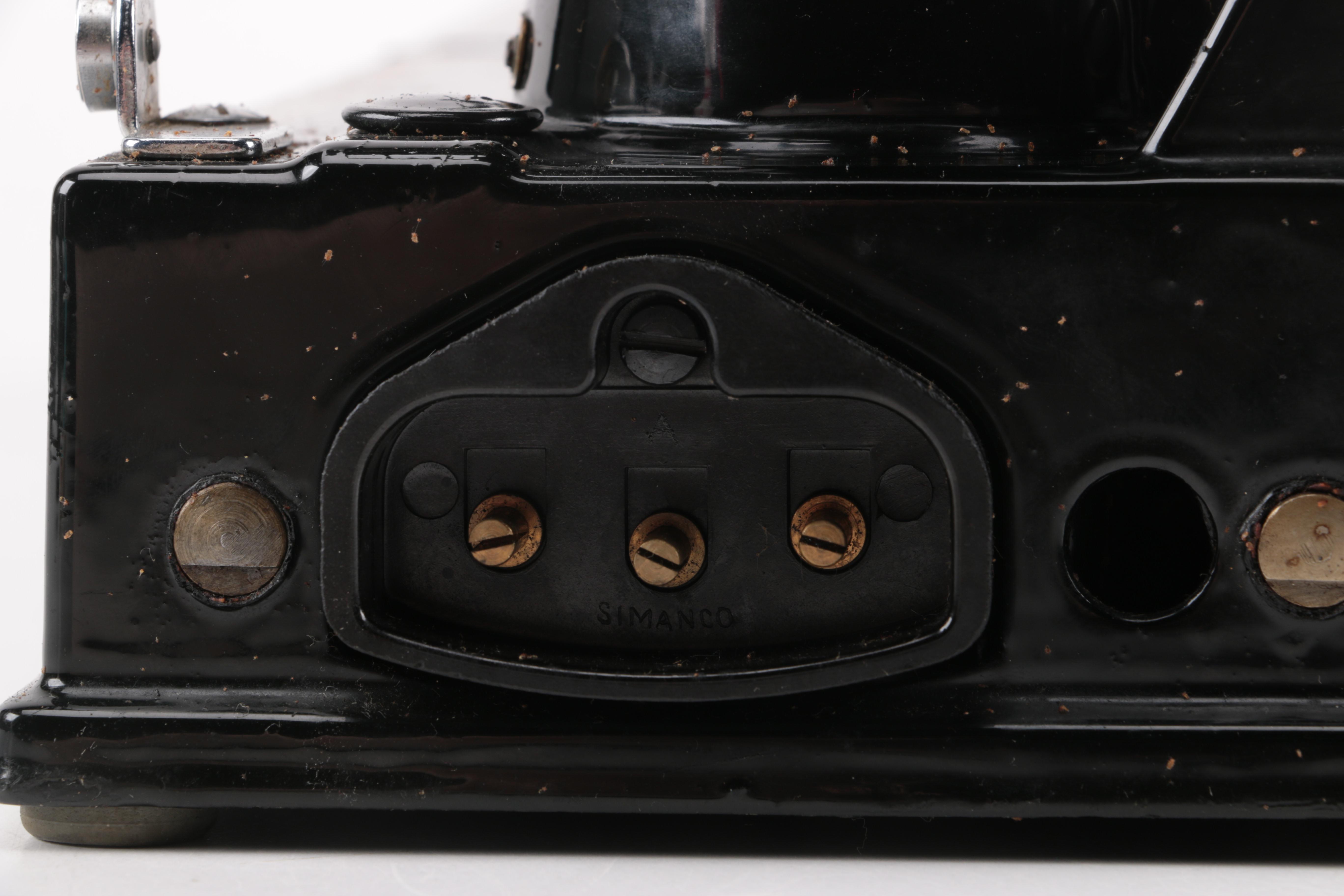 Circa 1950 Singer Featherweight 221K Sewing Machine