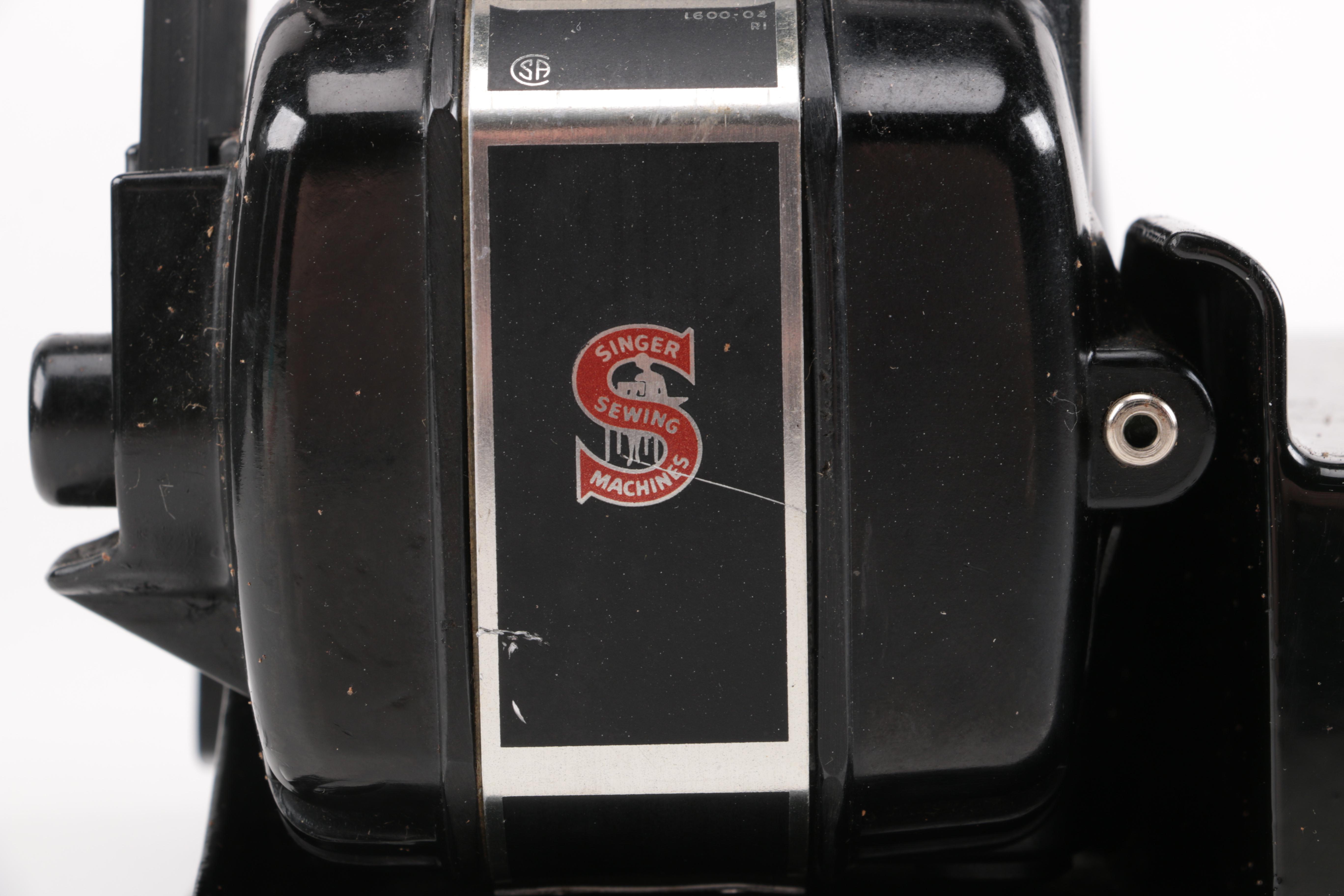 Circa 1950 Singer Featherweight 221K Sewing Machine