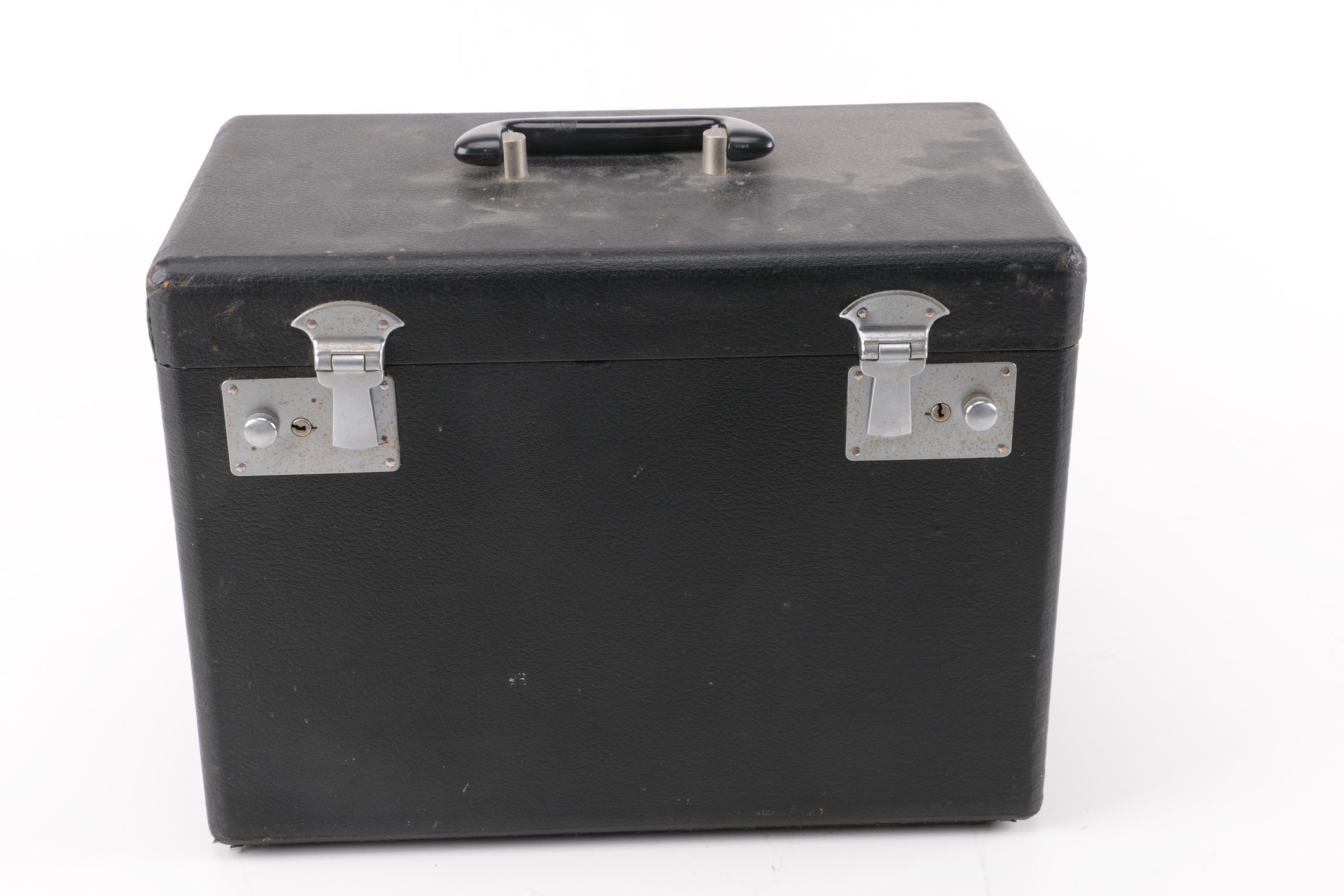 Circa 1950 Singer Featherweight 221K Sewing Machine