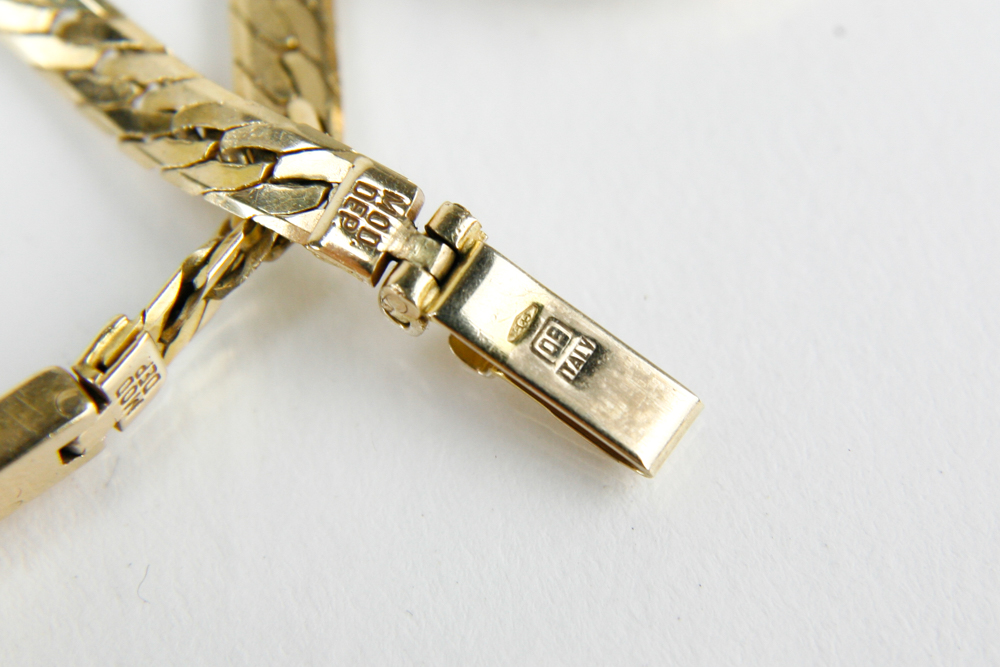 14K Yellow Gold Herringbone Chain