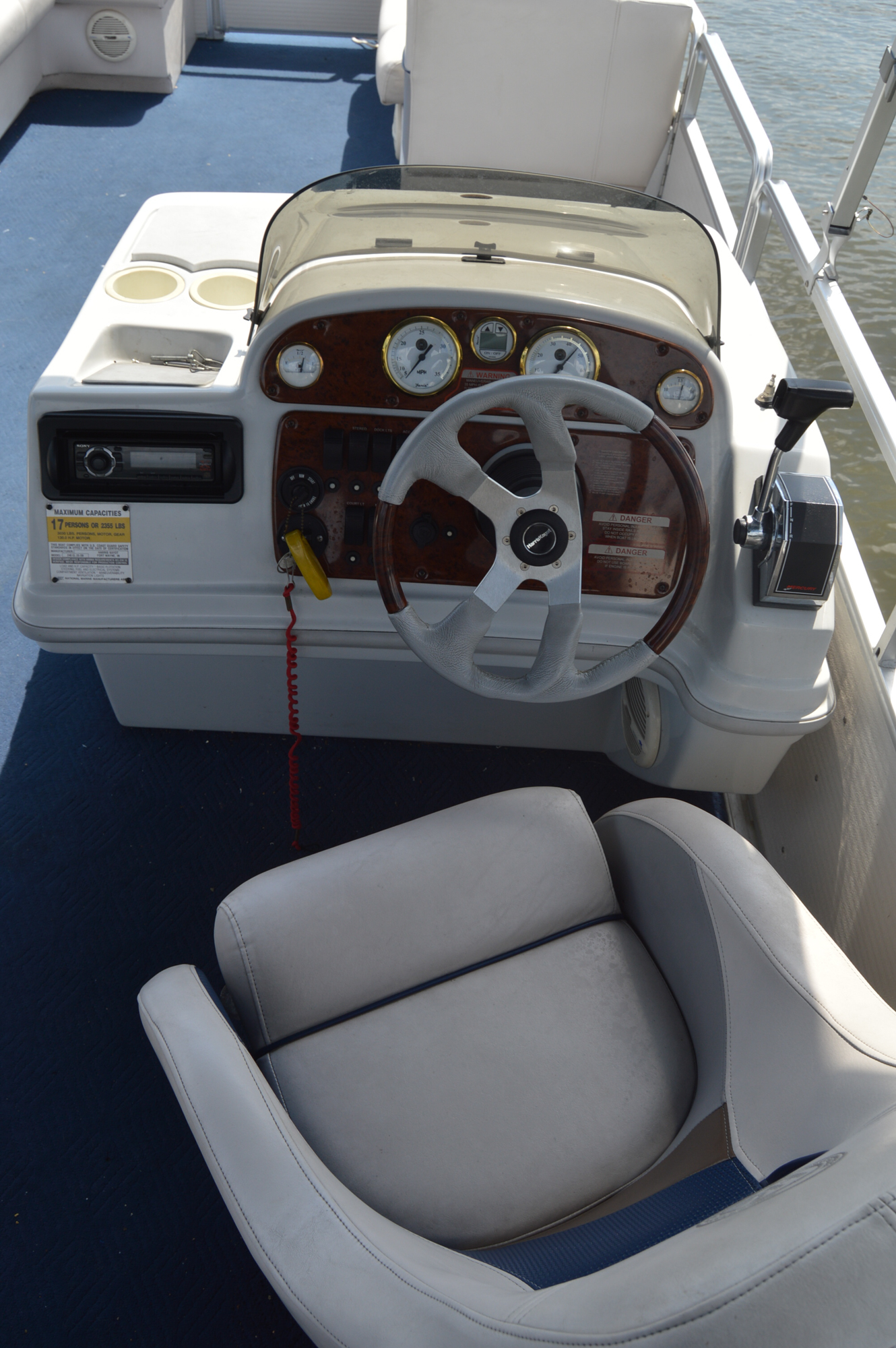 2001 Harris/Kayot FloteBote Classic 240 Pontoon Boat