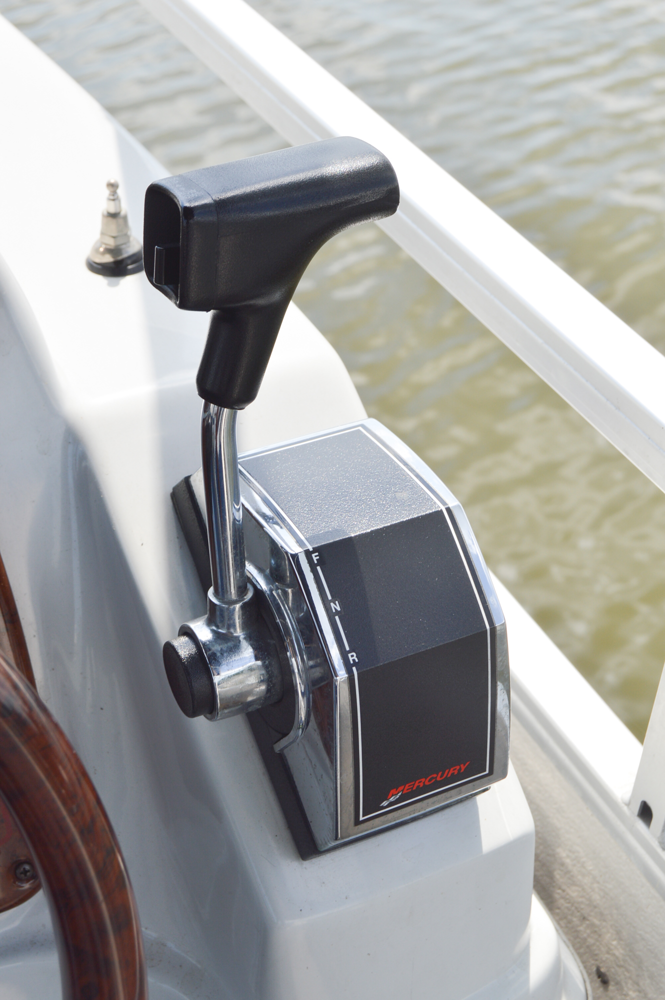 2001 Harris/Kayot FloteBote Classic 240 Pontoon Boat