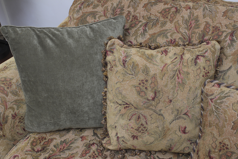 Paisley Footed Sofa with Five Pillows