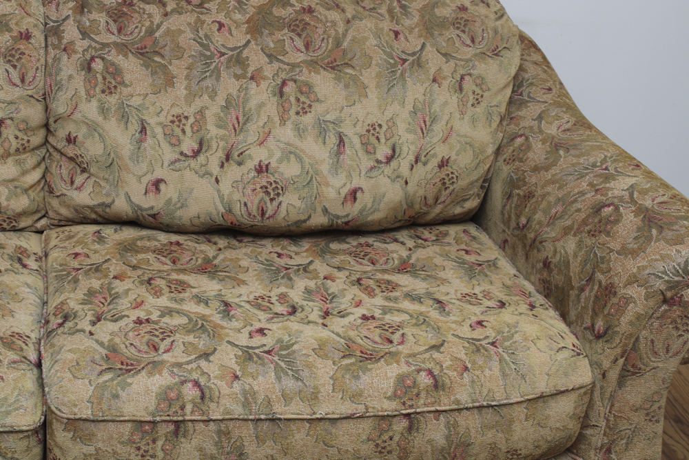Paisley Footed Sofa with Five Pillows