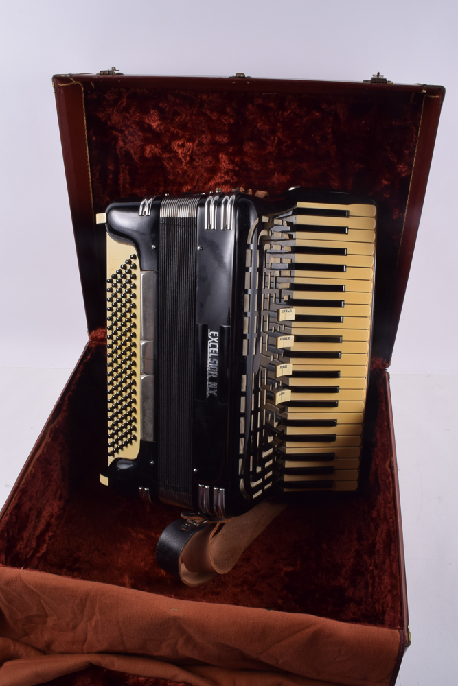 Vintage Excelsior NY Accordion