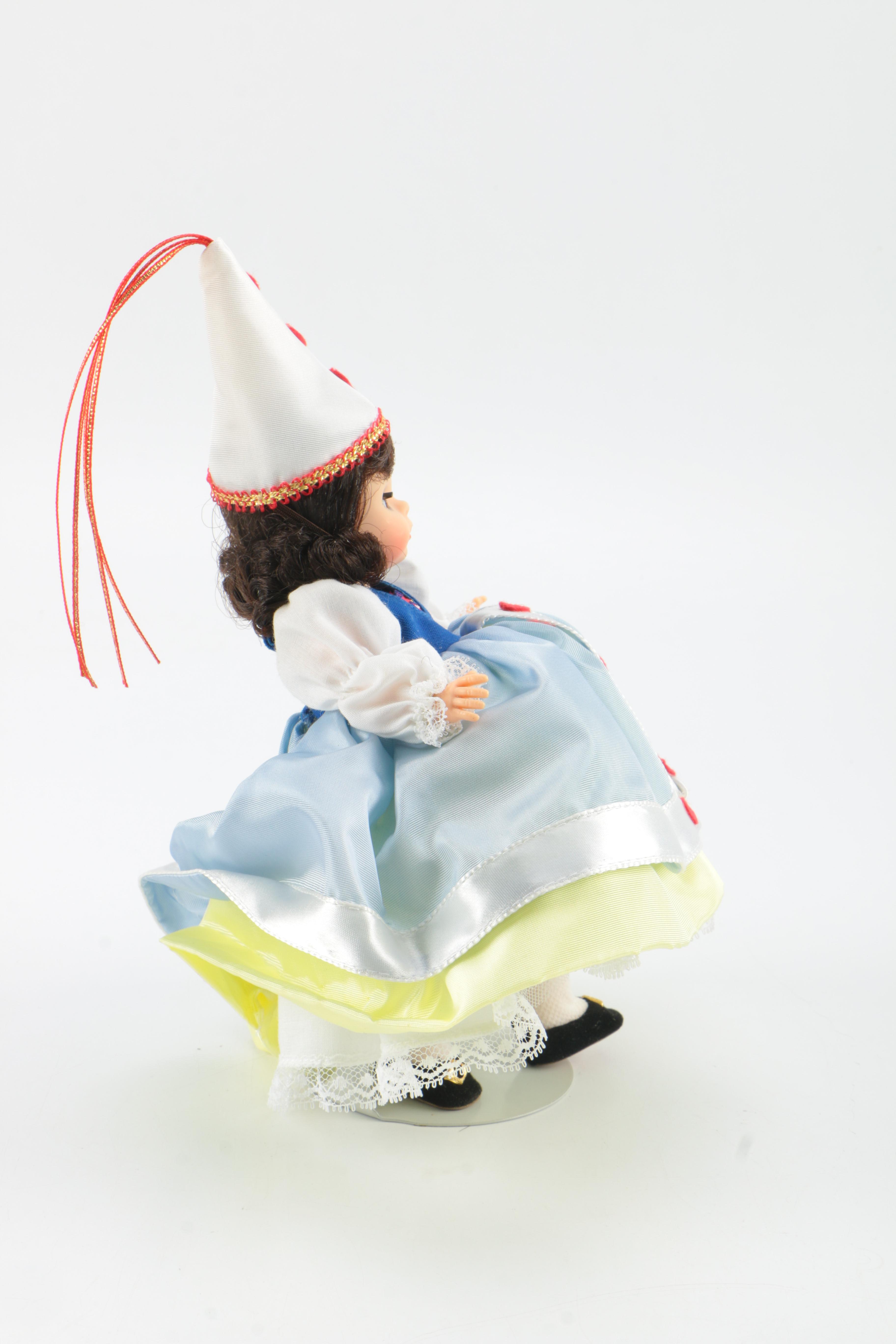 Pair of Madame Alexander Dolls "Alice" and "Queen of Hearts"