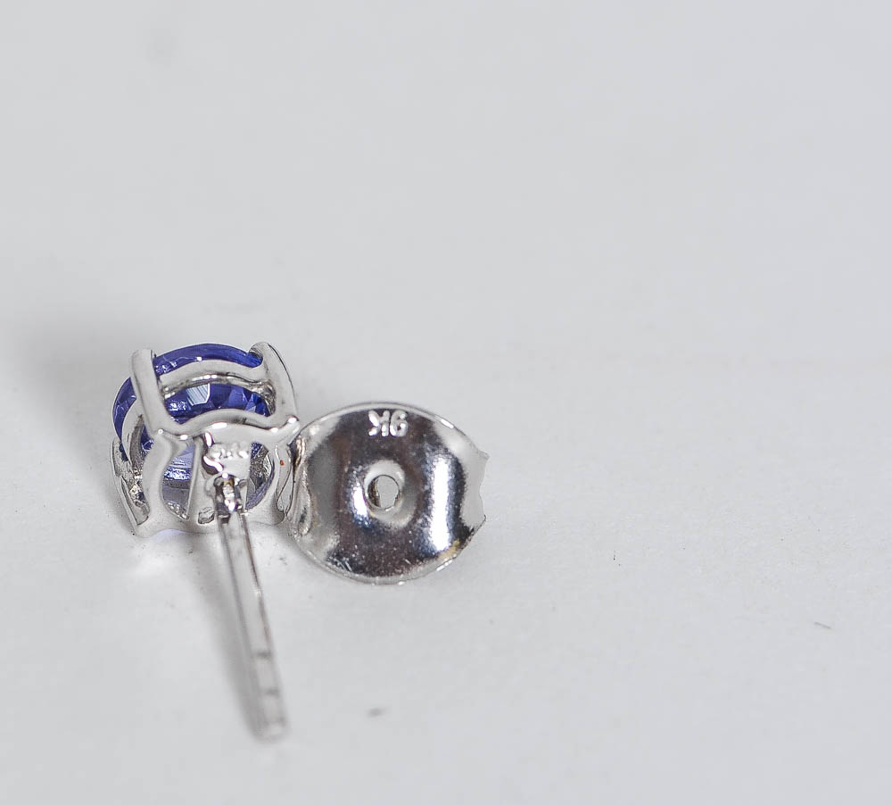 9K White Gold and Tanzanite Stud Earrings