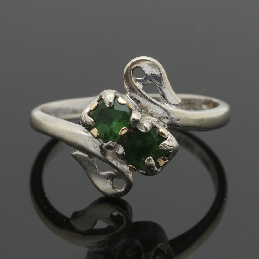 14K White Gold Green Glass Ring