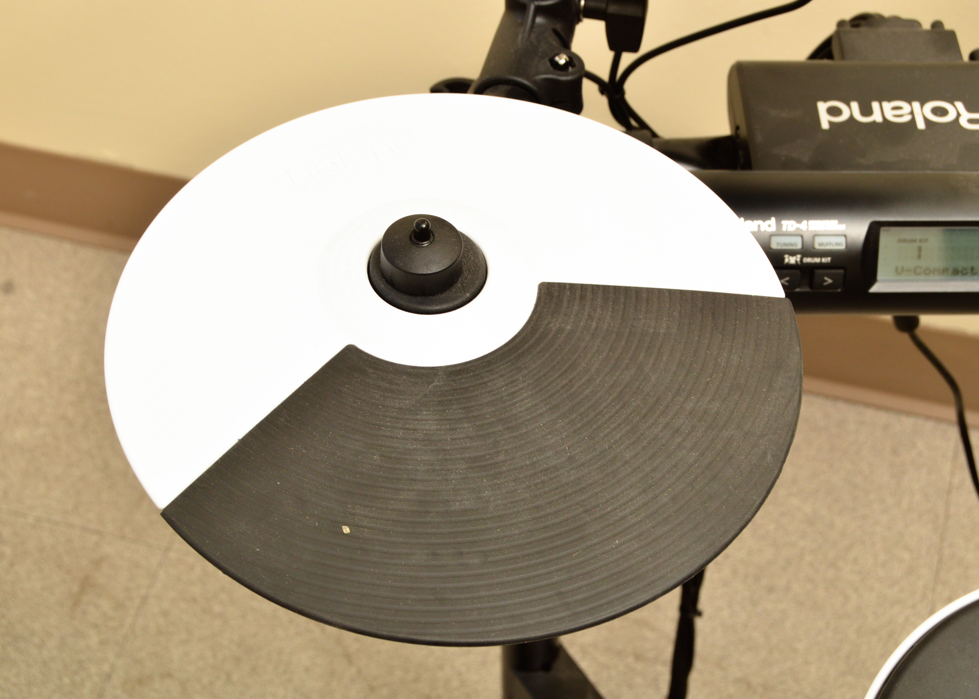 Roland TD-4KP Electronic V-Drums Kit