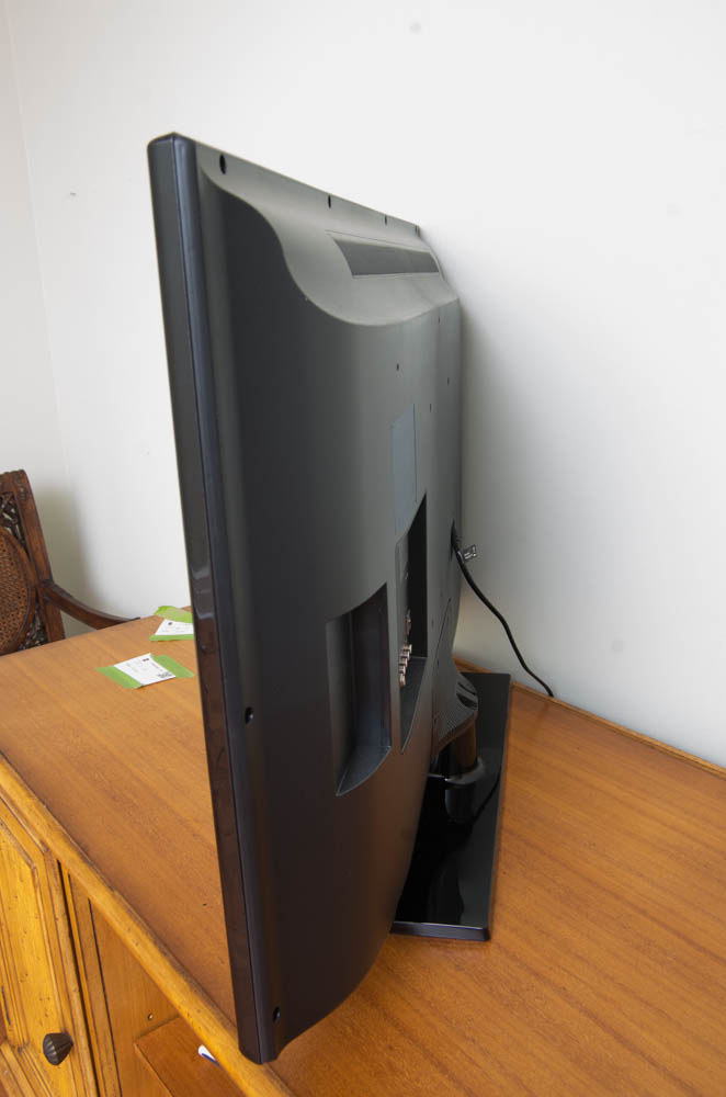 Samsung Flatscreen TV