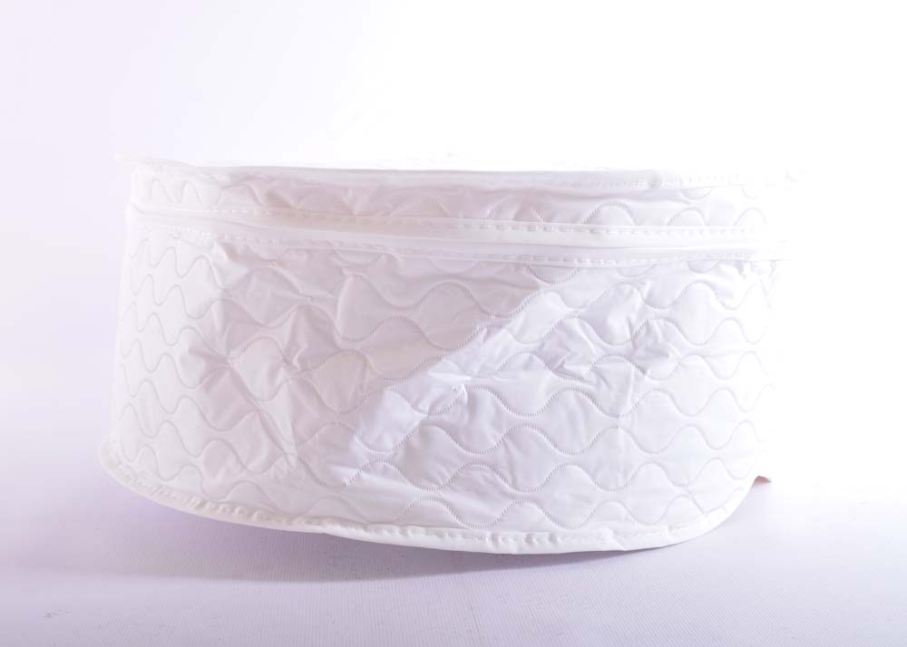 Grace's Teaware "Red Nordic" Dinner Plates