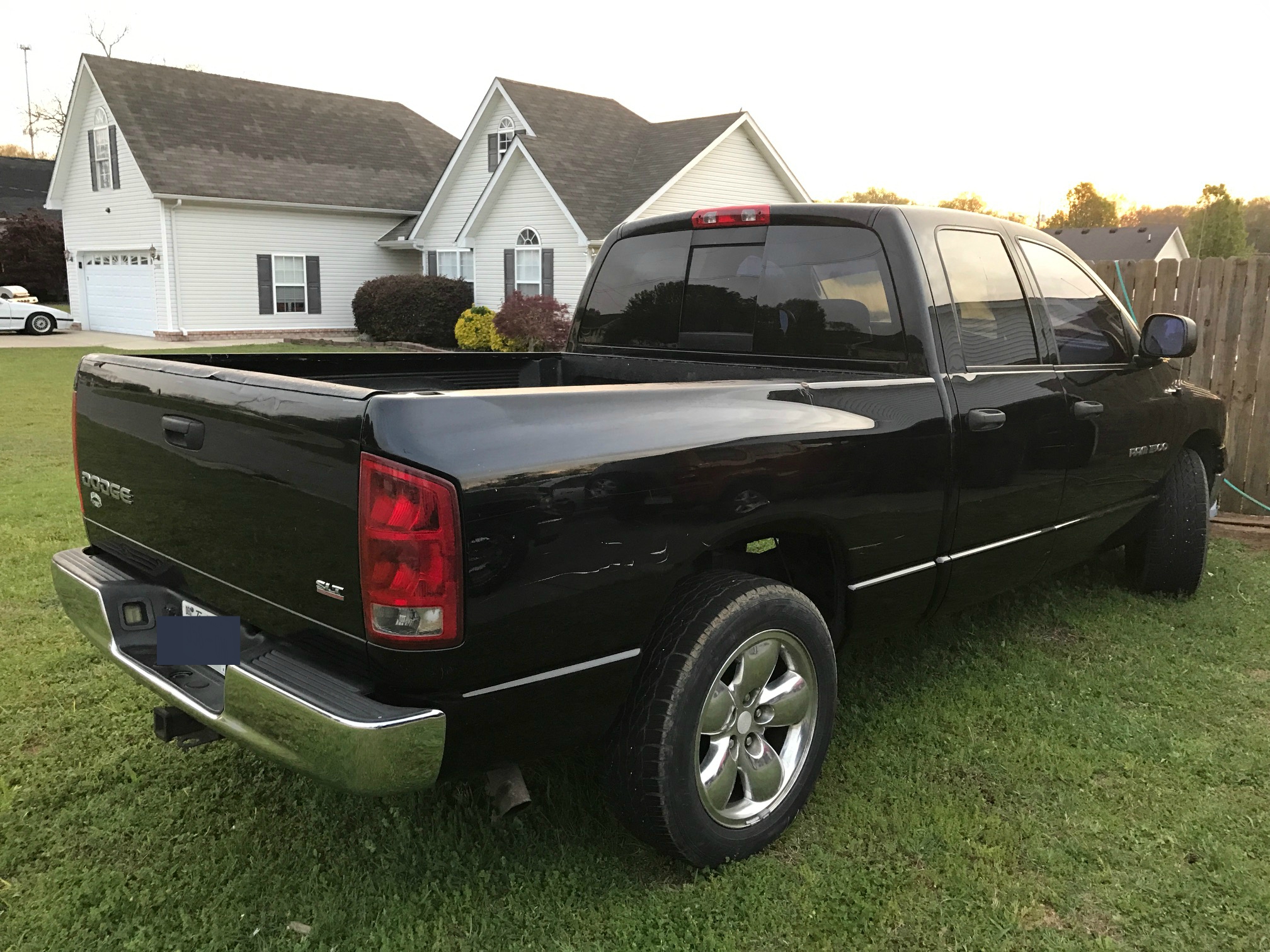 2004 Dodge Ram 1500 Pickup Truck