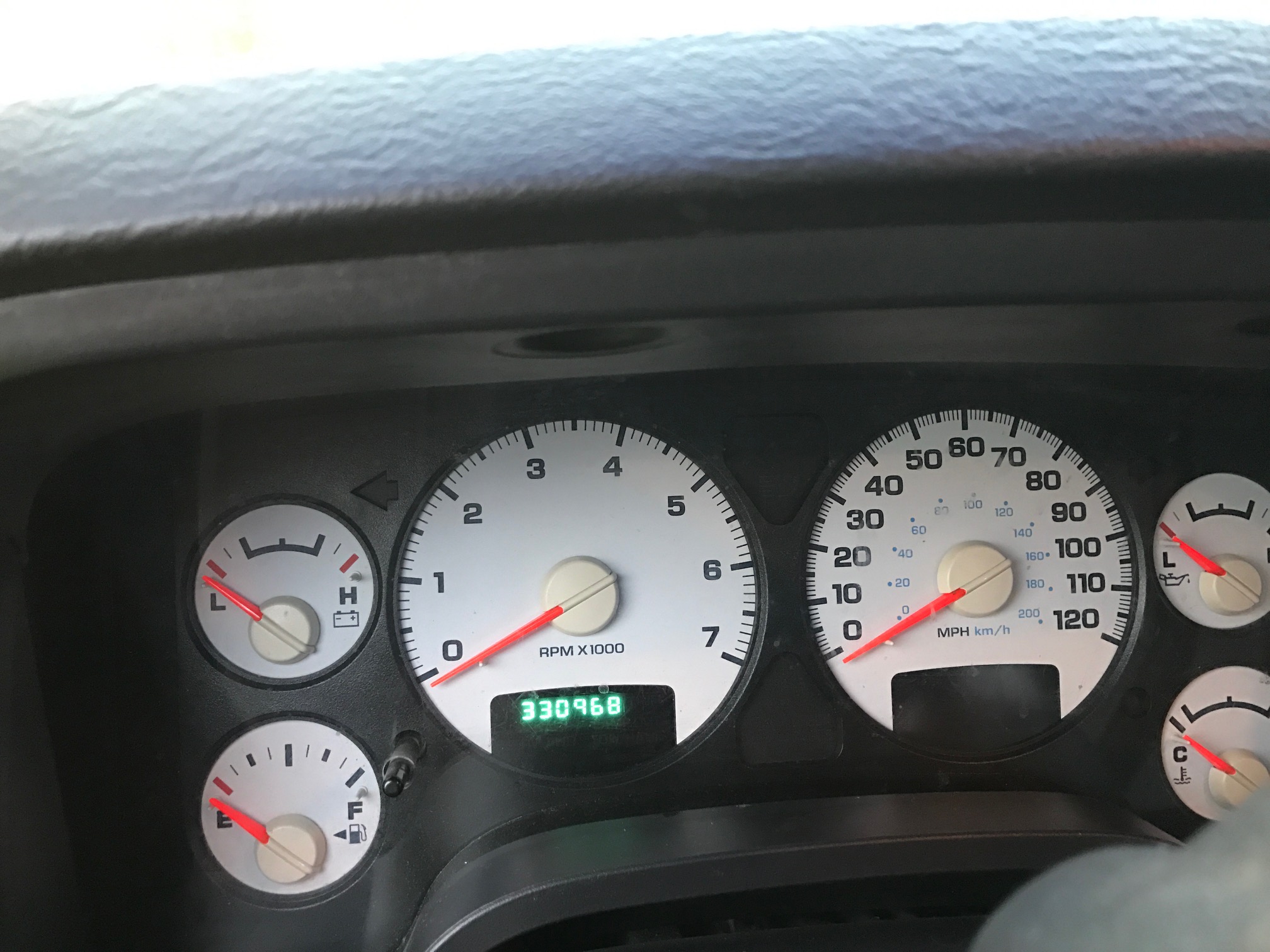 2004 Dodge Ram 1500 Pickup Truck