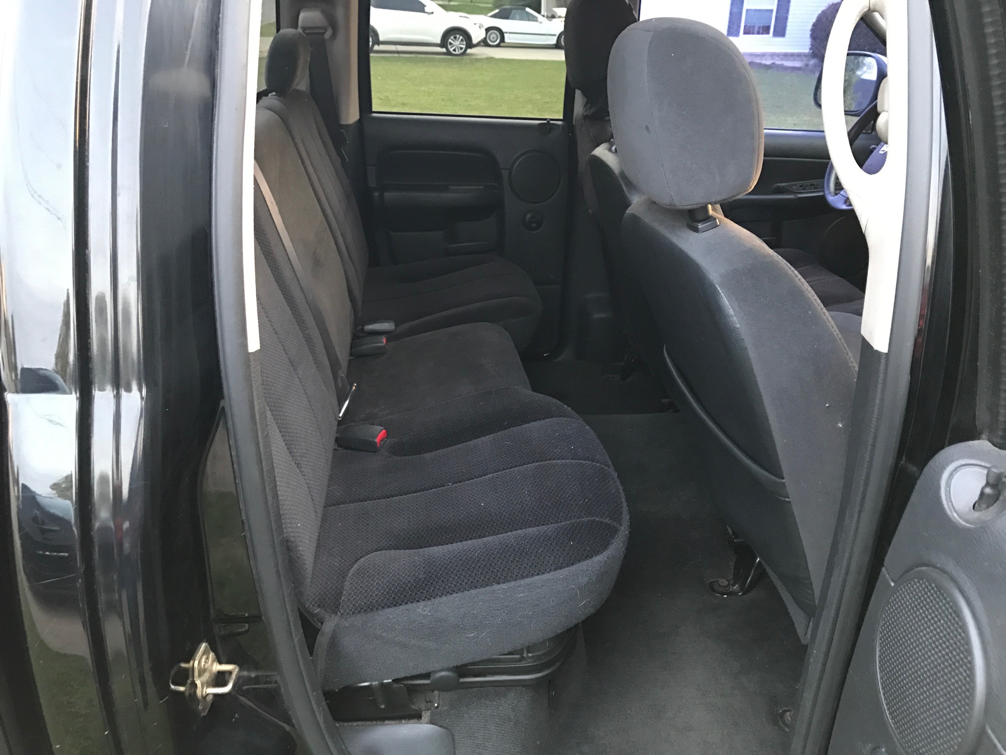 2004 Dodge Ram 1500 Pickup Truck