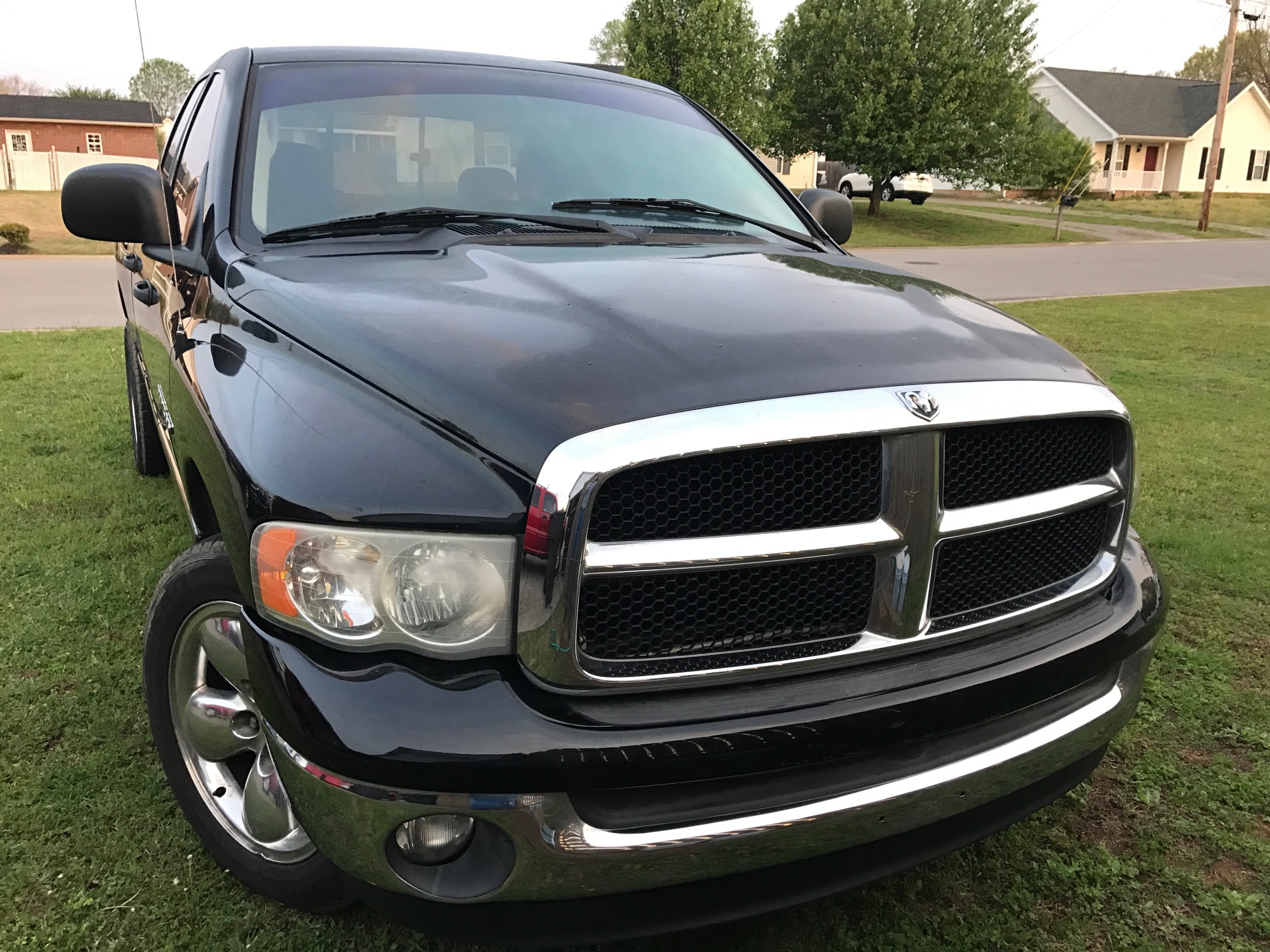 2004 Dodge Ram 1500 Pickup Truck