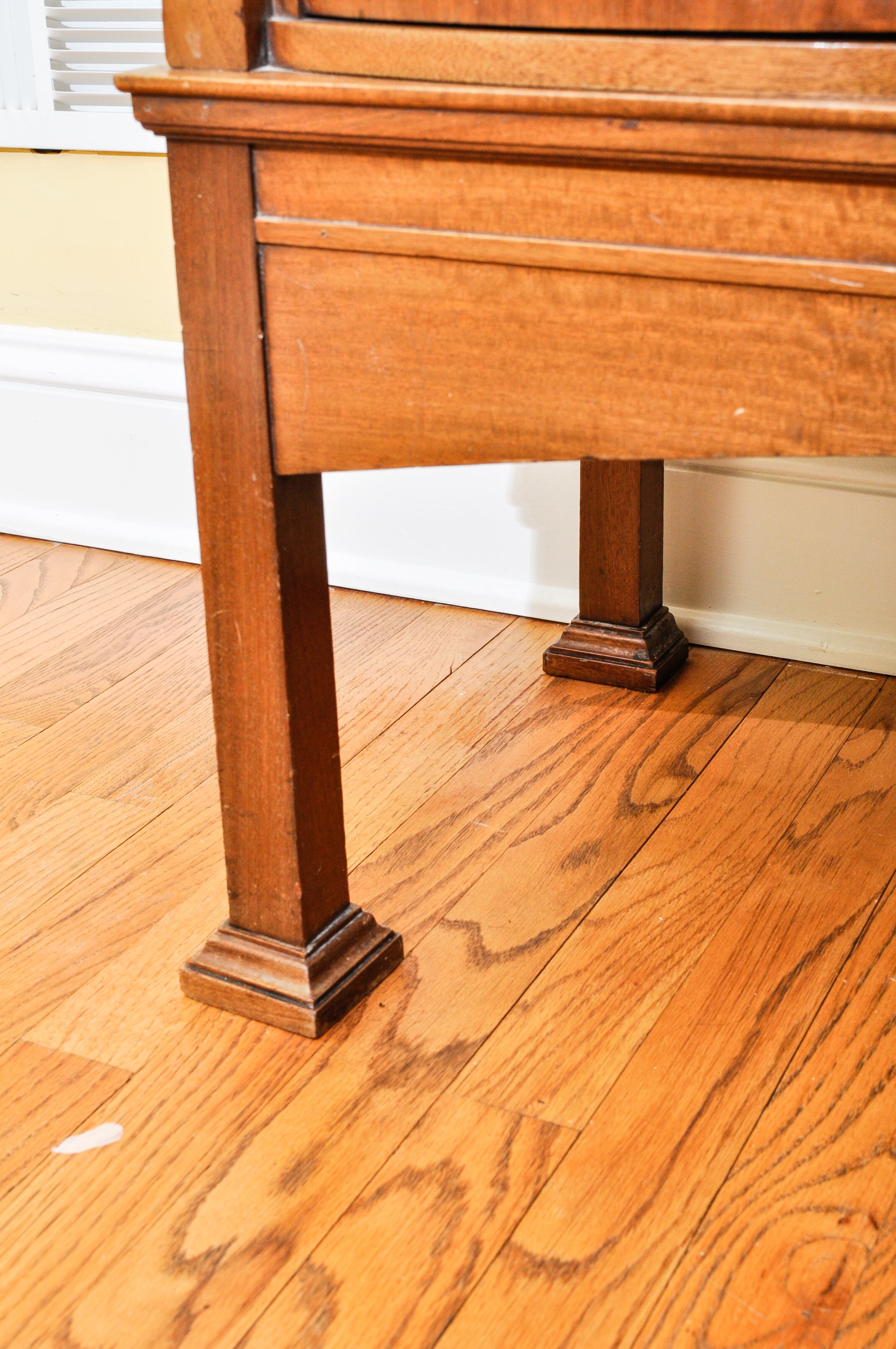 English Art Nouveau Display Cabinet by Robson & Sons, Newcastle-On-Tyne