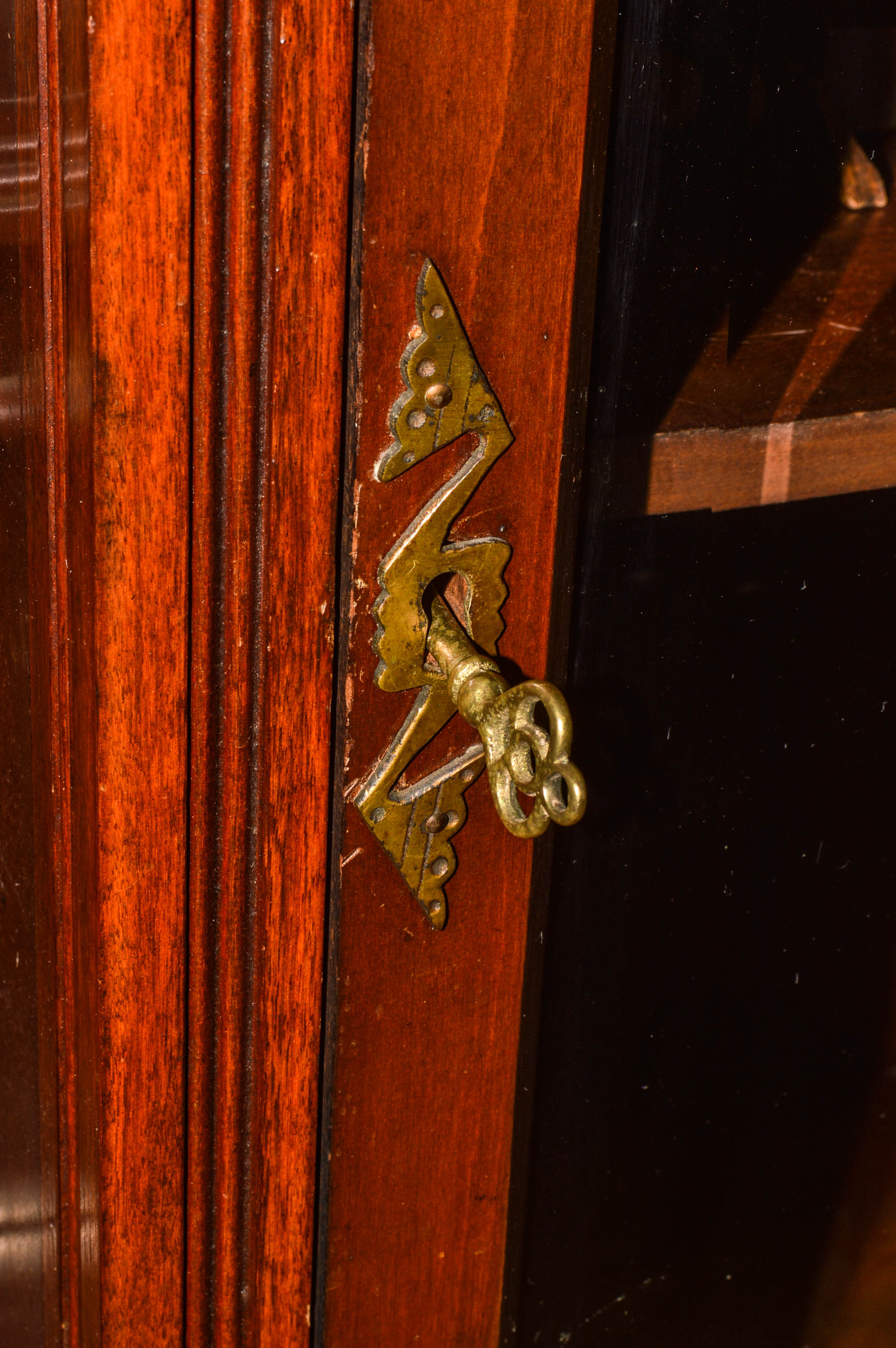 Victorian-Style China Cabinet With Open Shelving