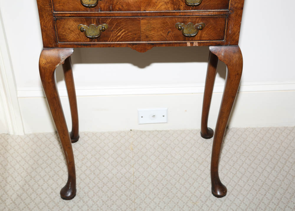 English Antique Queen Anne Style Side Table