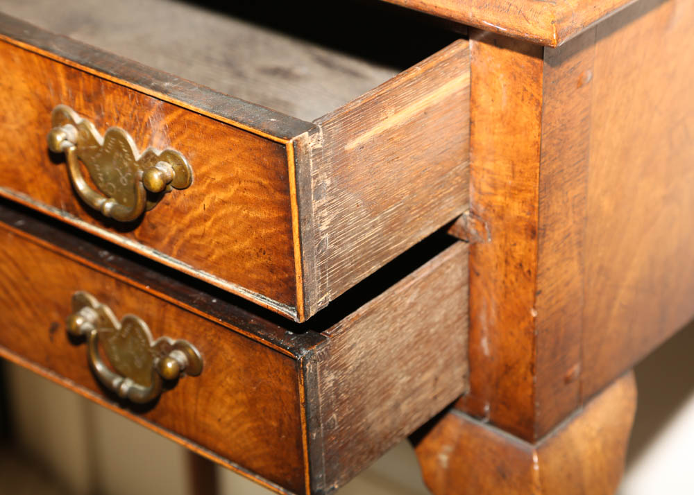 English Antique Queen Anne Style Side Table