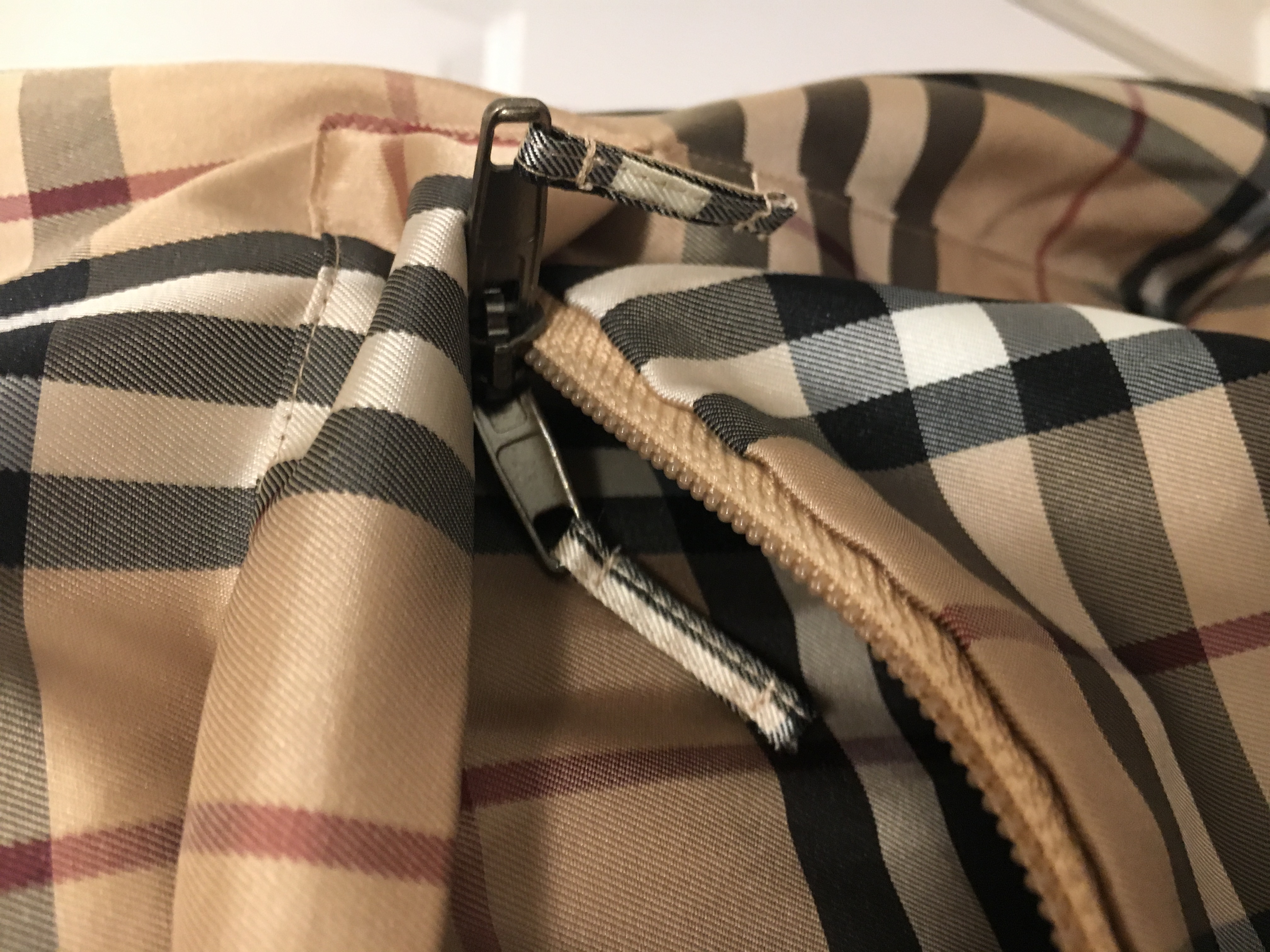 Burberry London Women's Rain Poncho