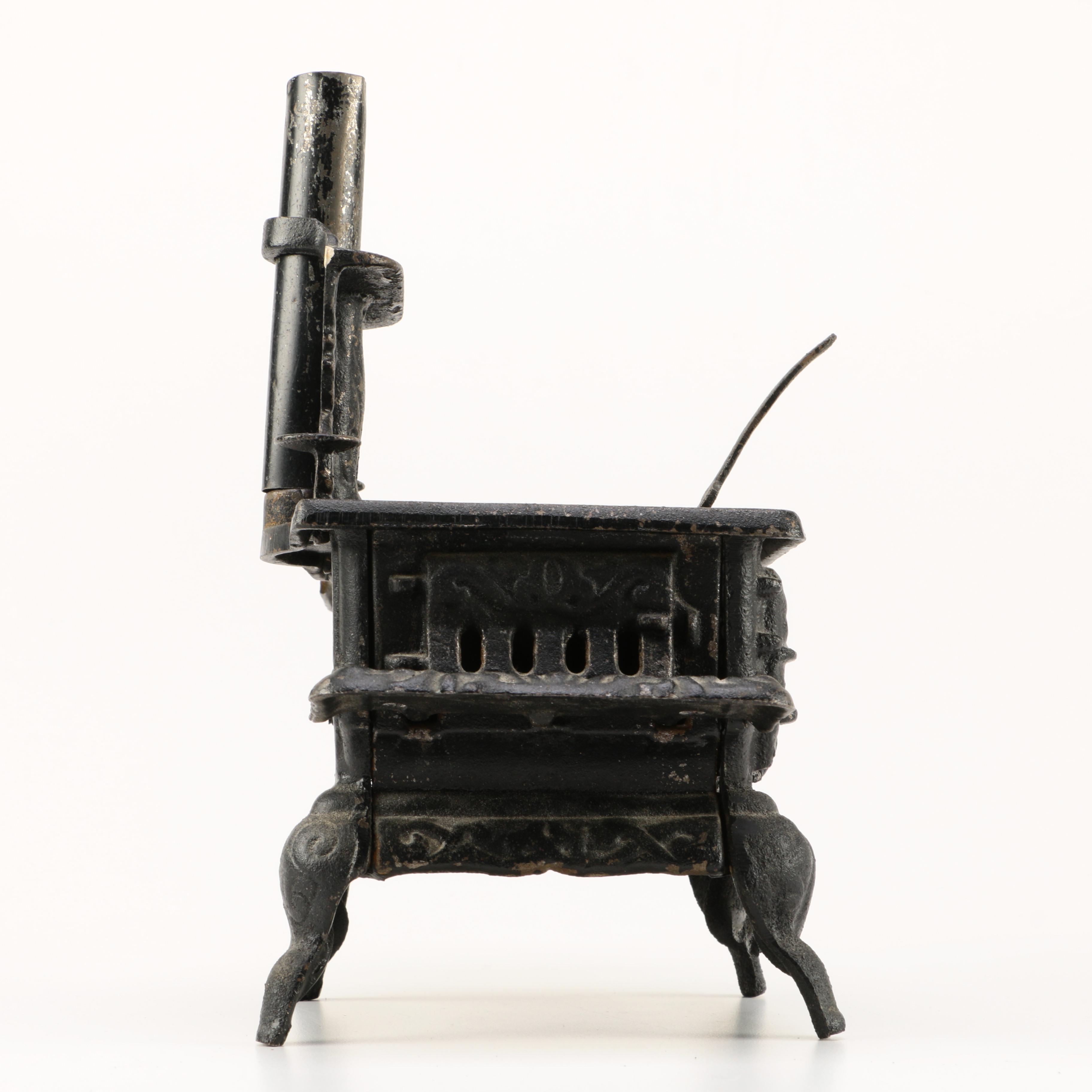 American Miniature Cast Iron Stove