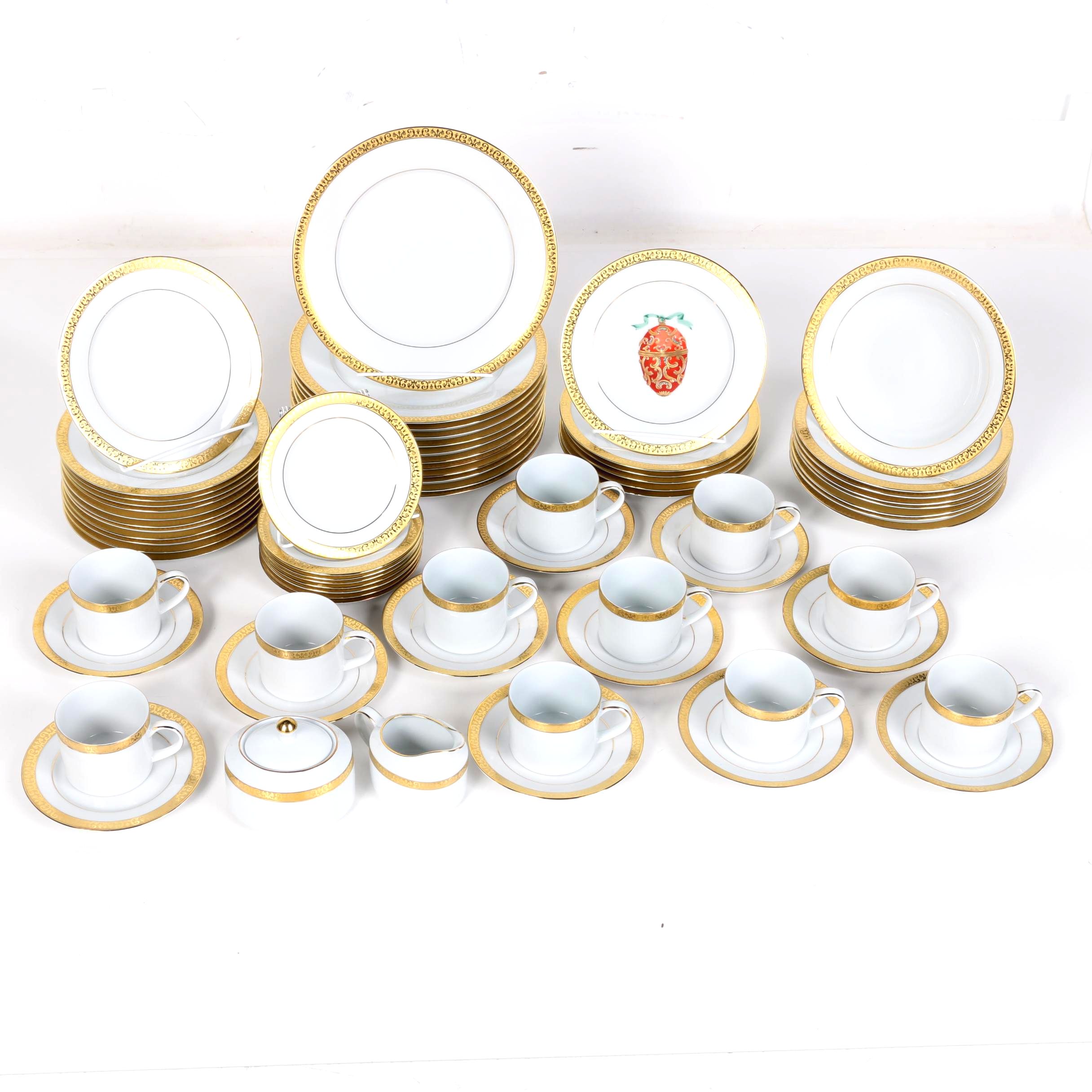 Royal Gallery China Set Featuring "Gold Buffet" Pattern