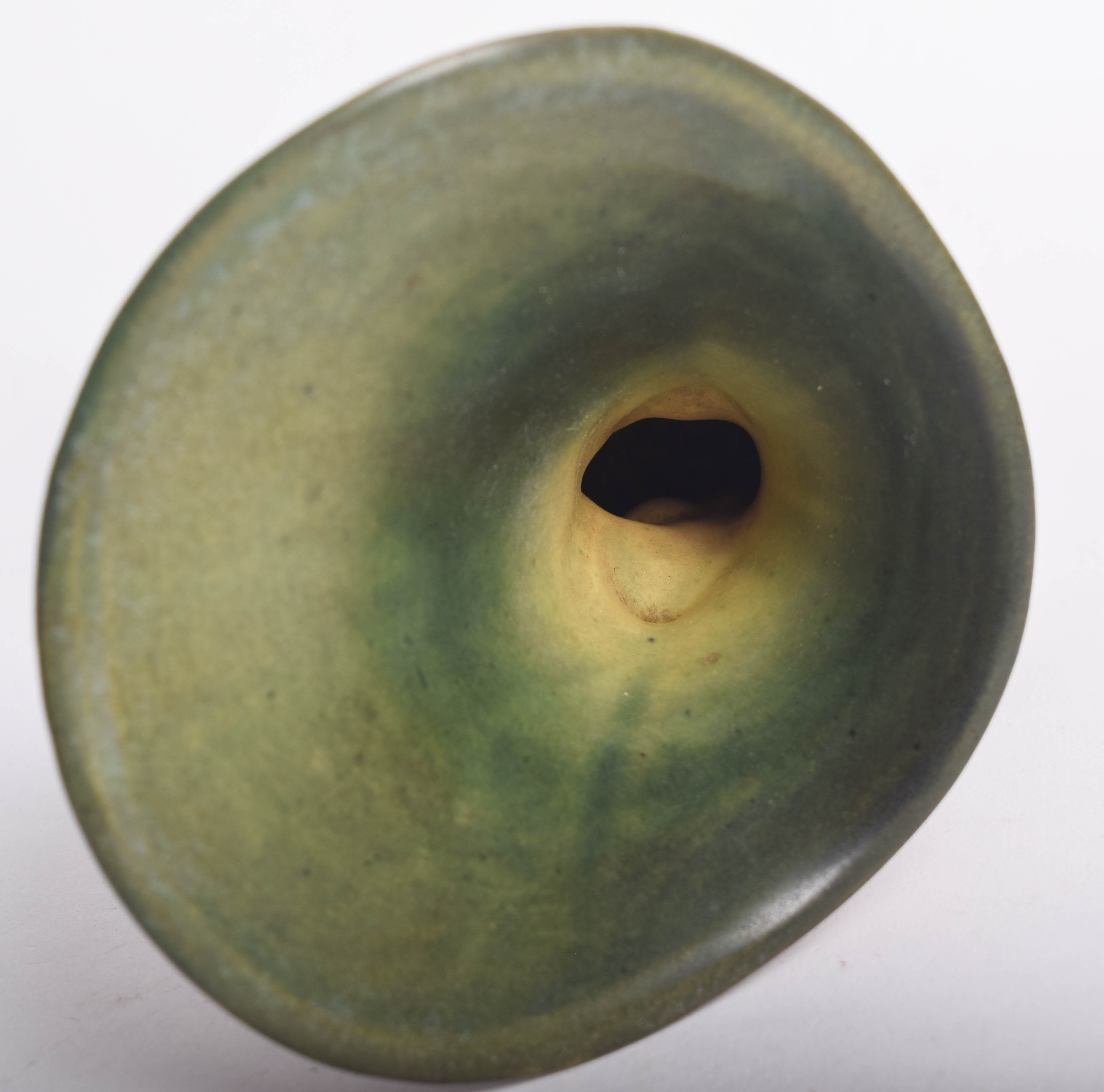 Vintage Roseville "Zephyr Lily" Cornucopia Vase