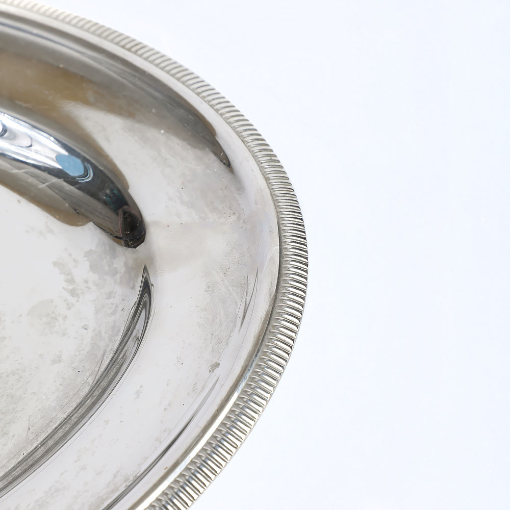 Assortment of Chargers and Tray