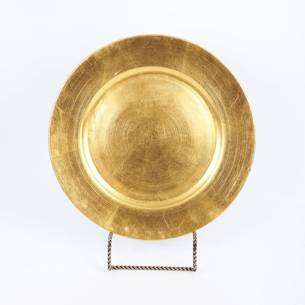 Assortment of Chargers and Tray