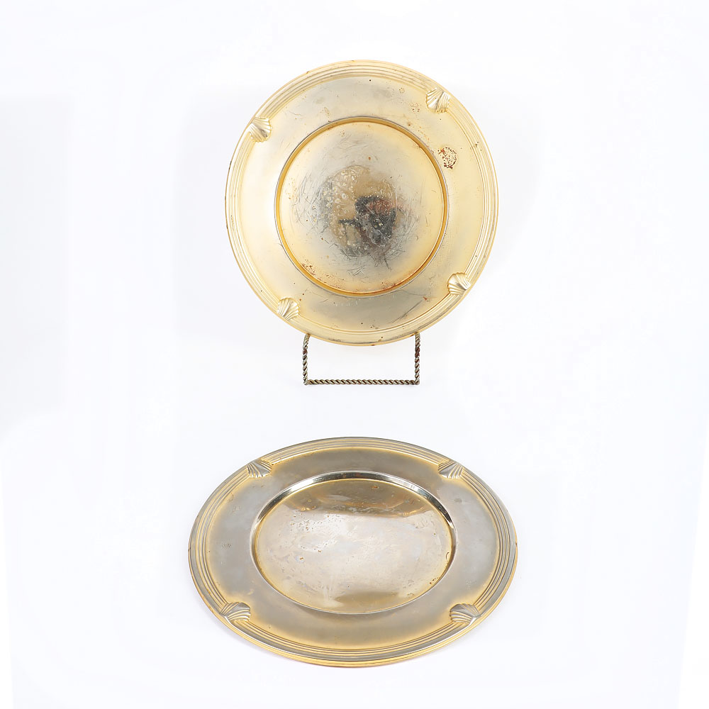 Assortment of Chargers and Tray