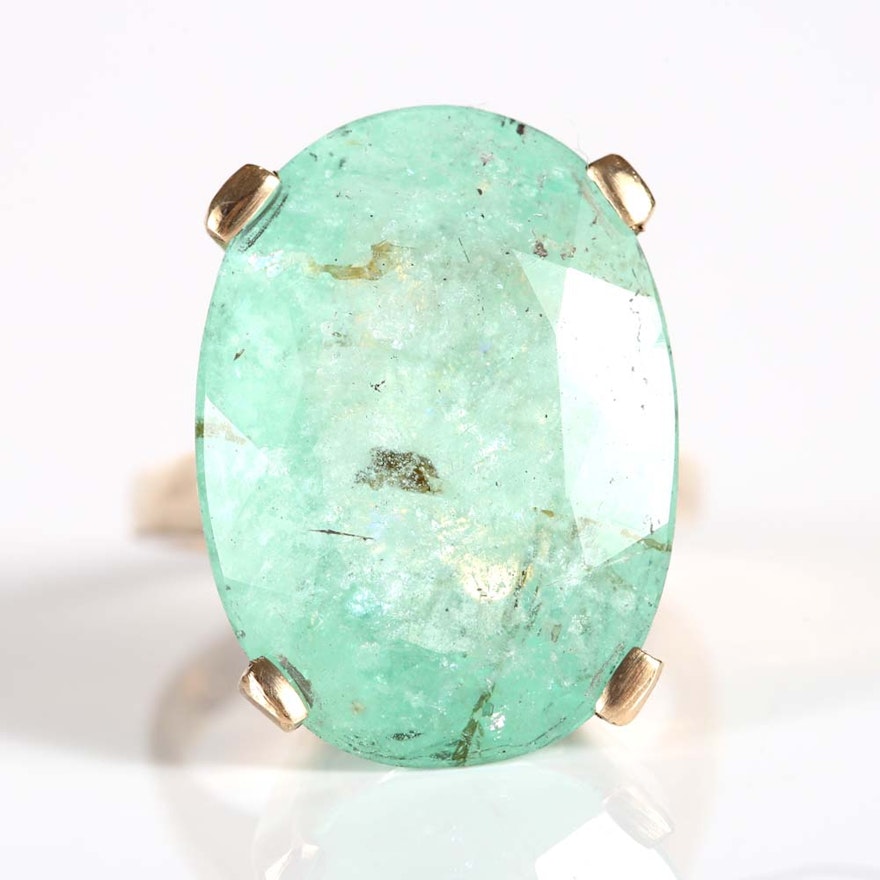 18K White Gold 17.87 CT Emerald Ring