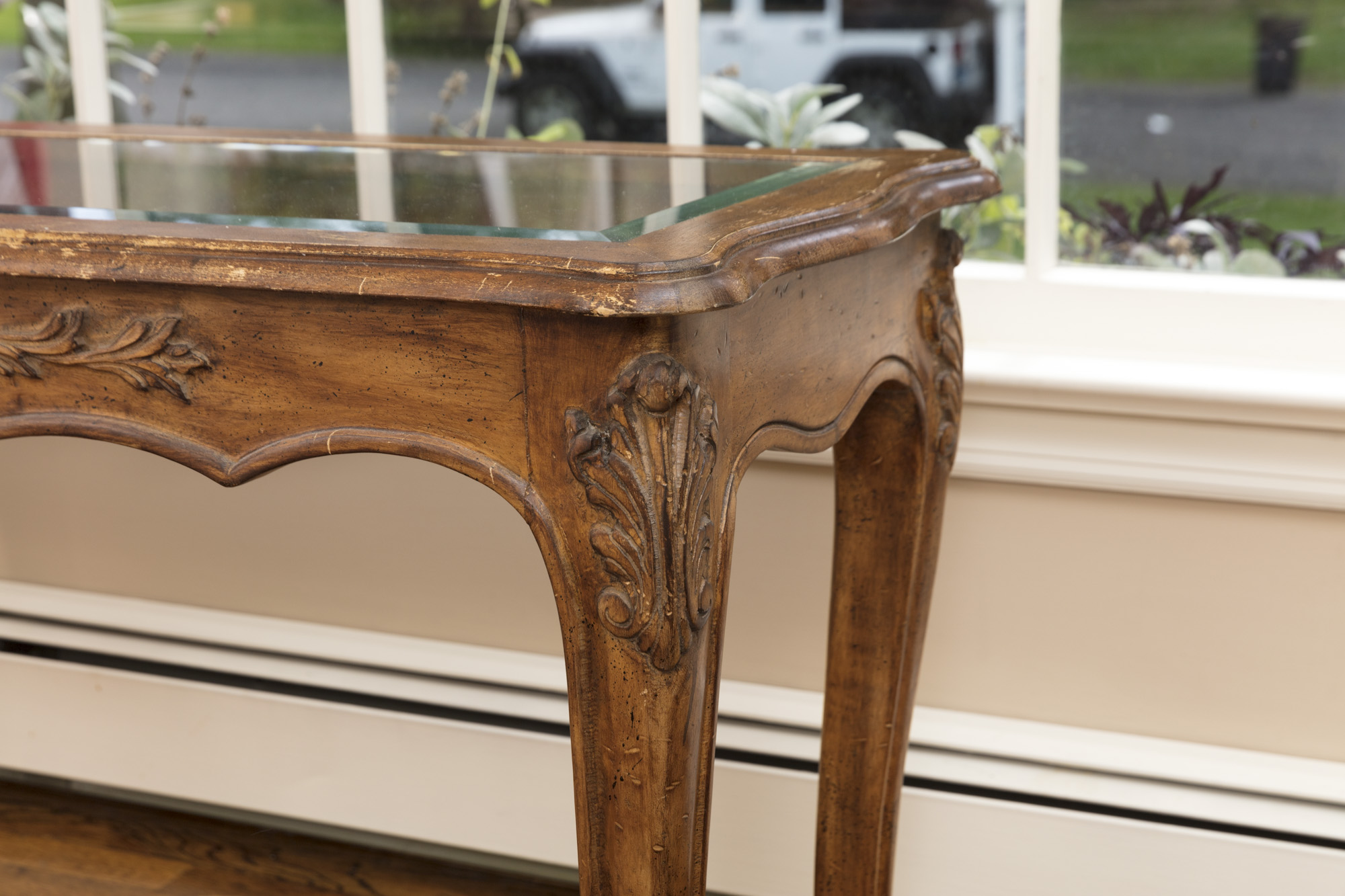 Rococo Style Glass-Topped Sofa Table with Two Footstools