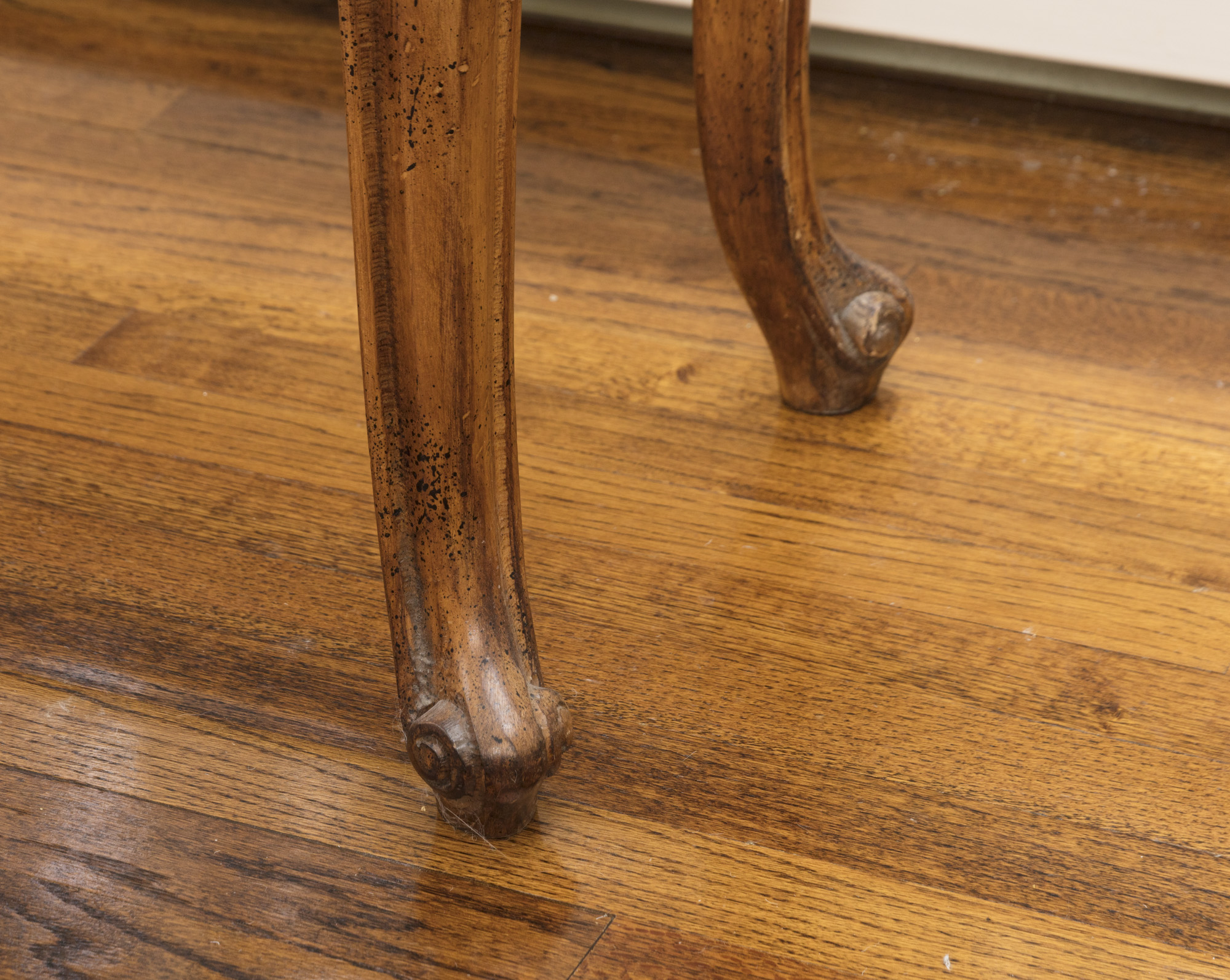 Rococo Style Glass-Topped Sofa Table with Two Footstools