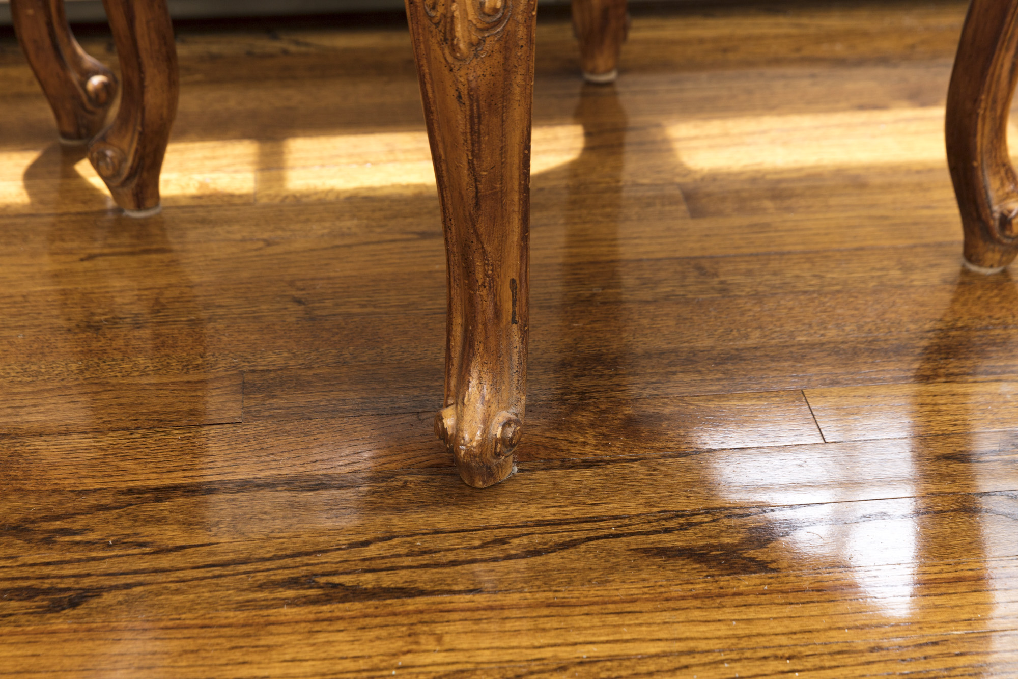 Rococo Style Glass-Topped Sofa Table with Two Footstools