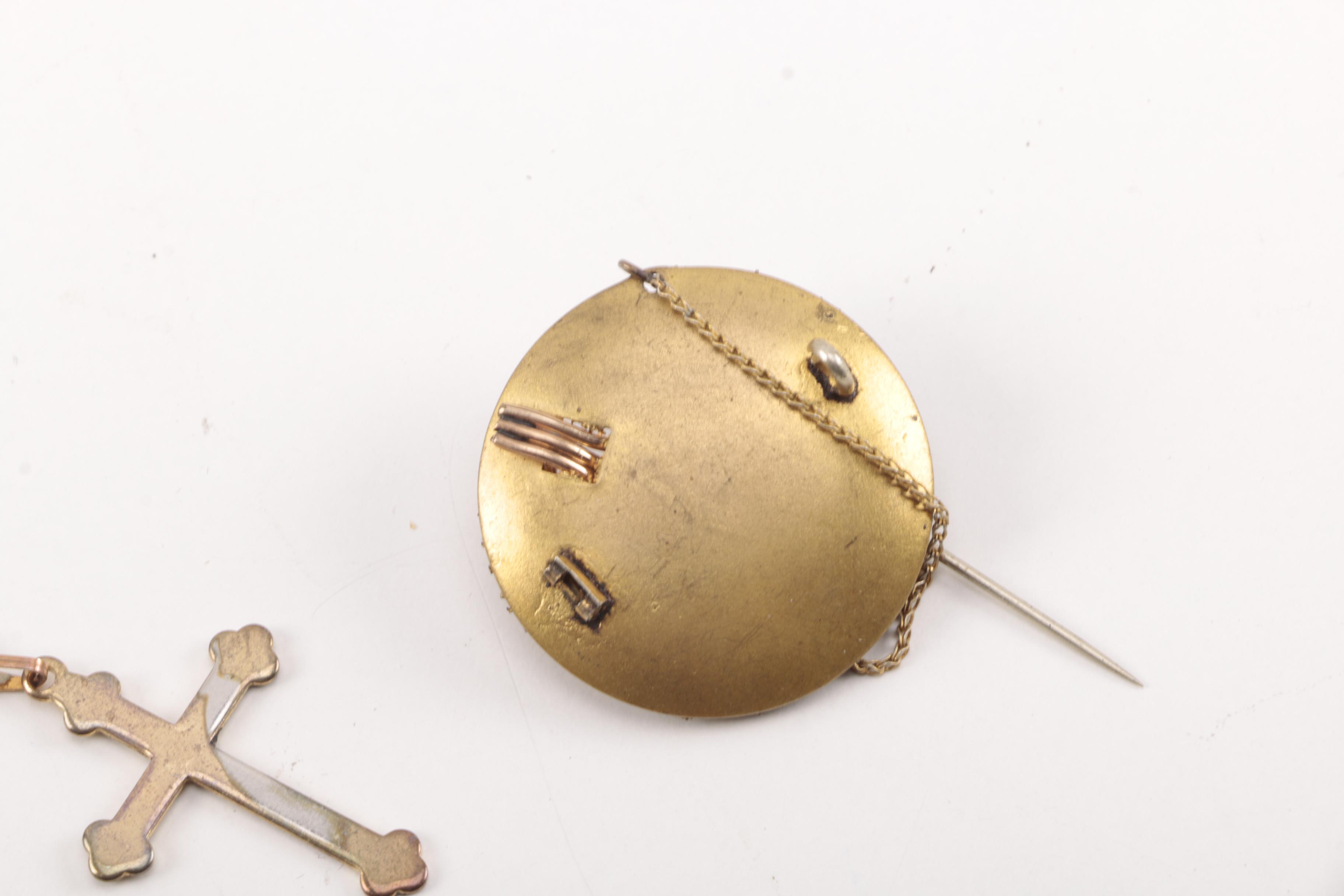 Assortment of Gold Tone Jewelry