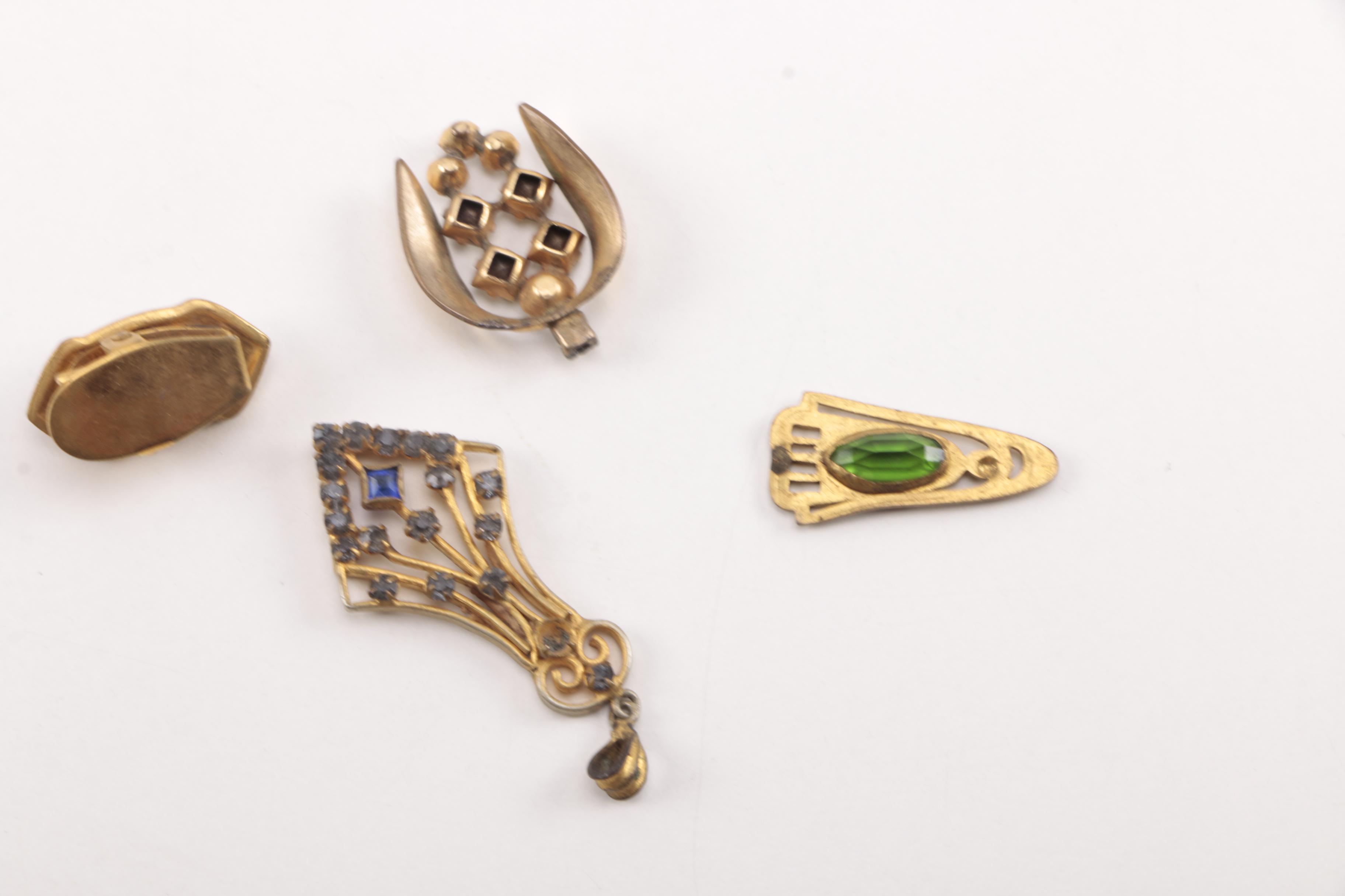 Assortment of Gold Tone Jewelry