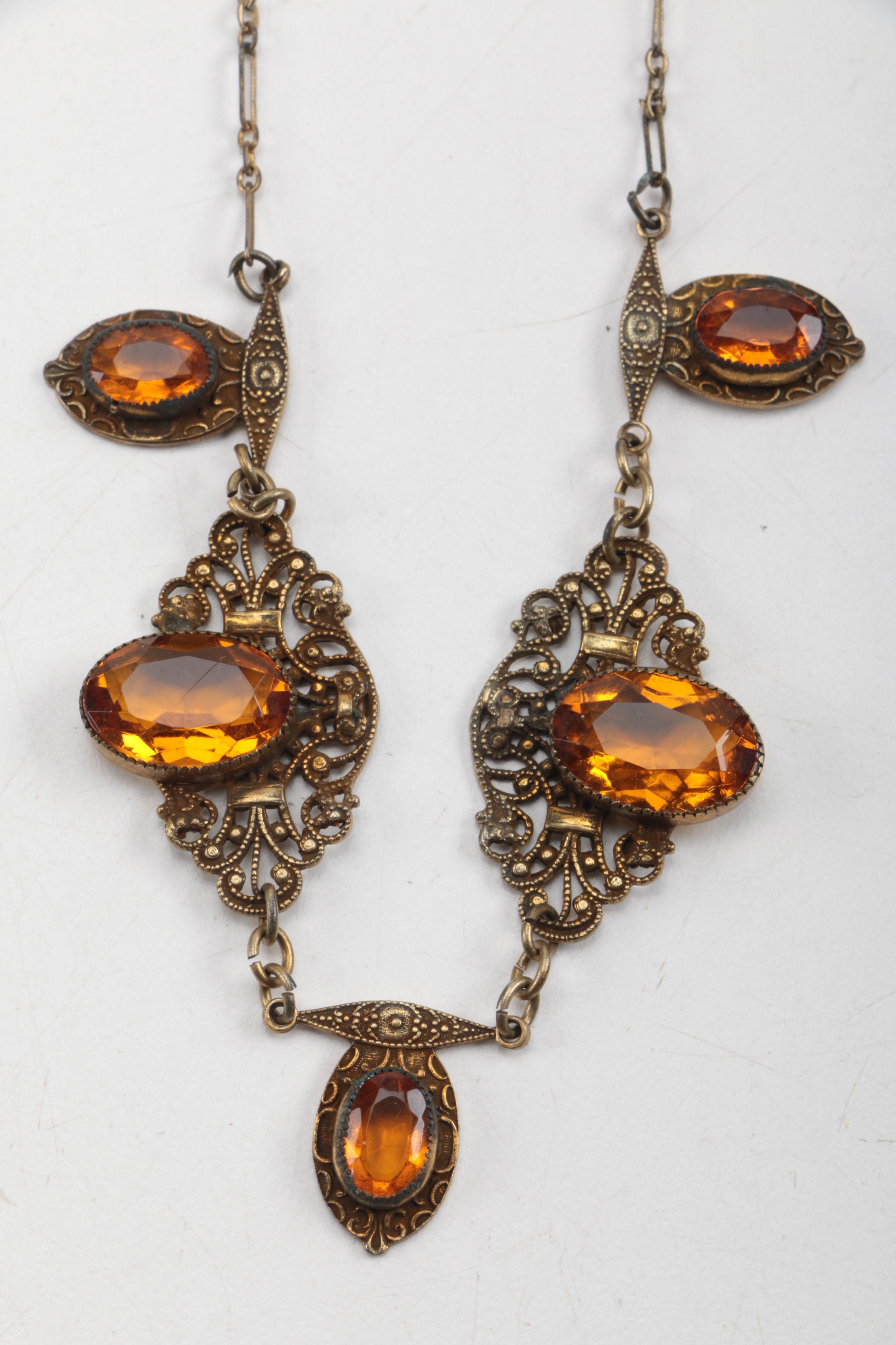 Vintage Gold Tone Necklace and Brooch