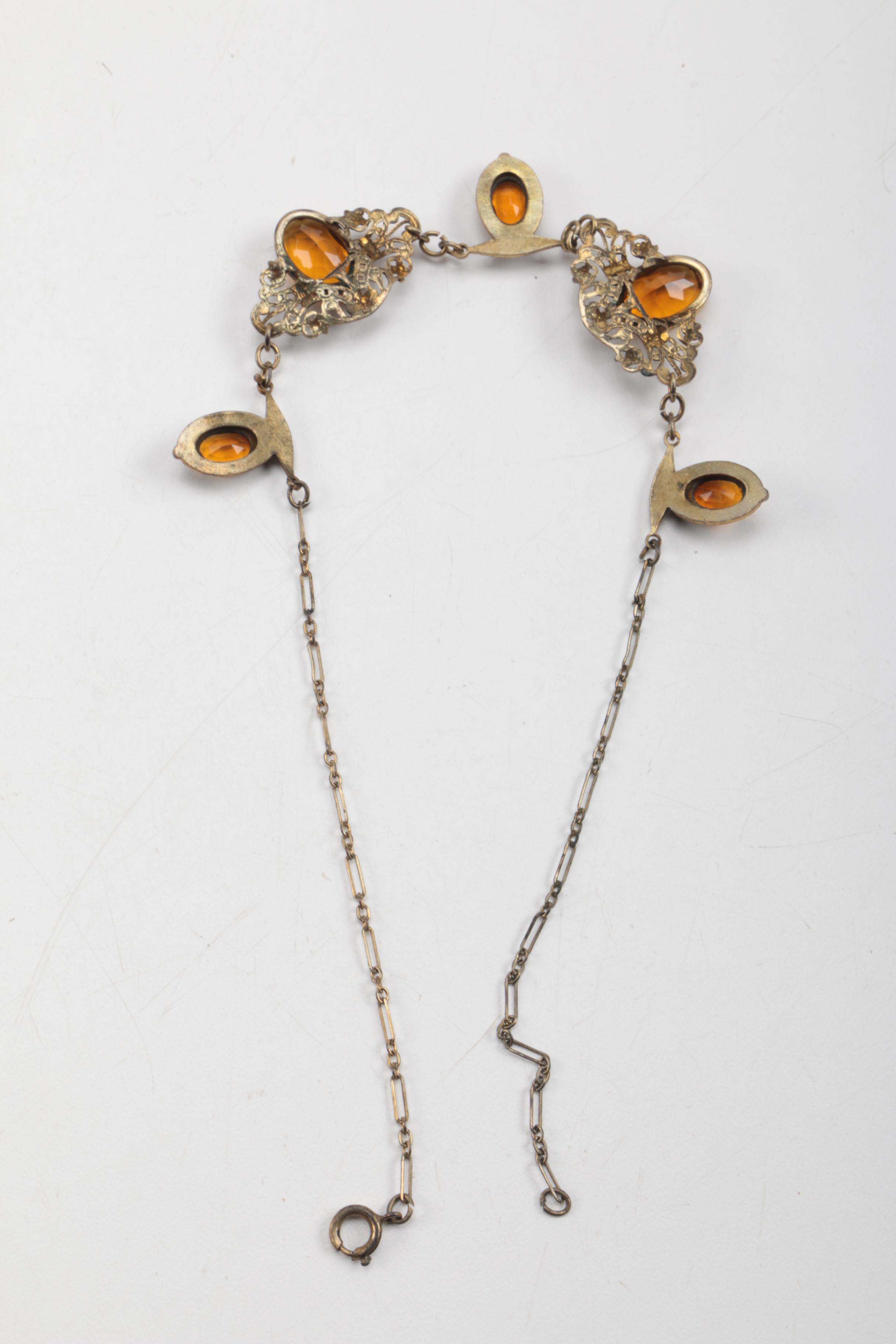 Vintage Gold Tone Necklace and Brooch