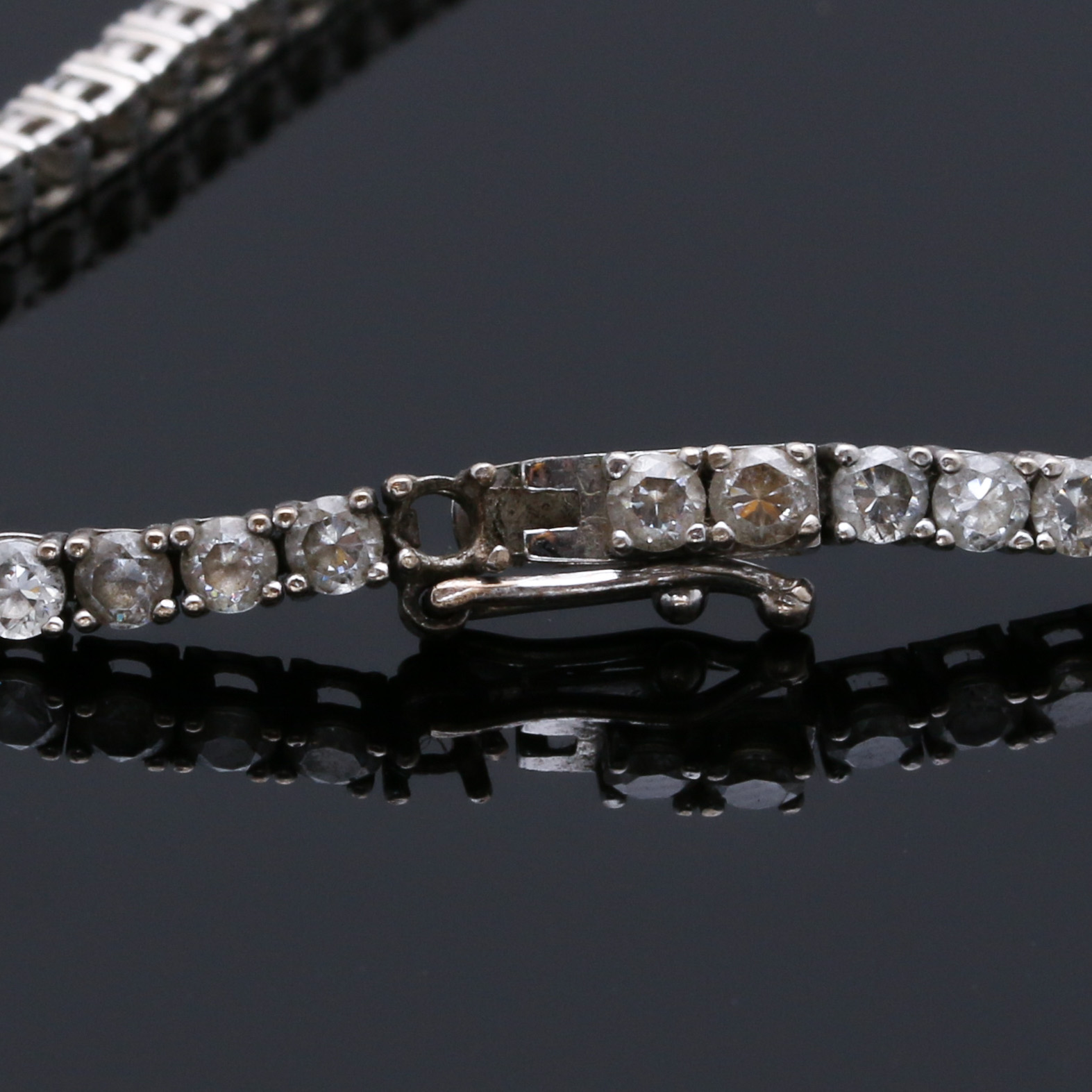 14K White Gold Cubic Zirconia Tennis Bracelet