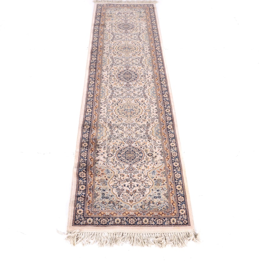 Power-Loomed Persian-Style Carpet Runner