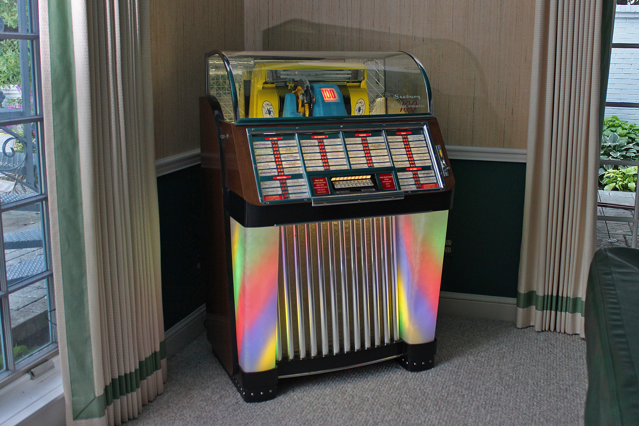 Vintage "100 Select-o-matic" Jukebox by Seeburg