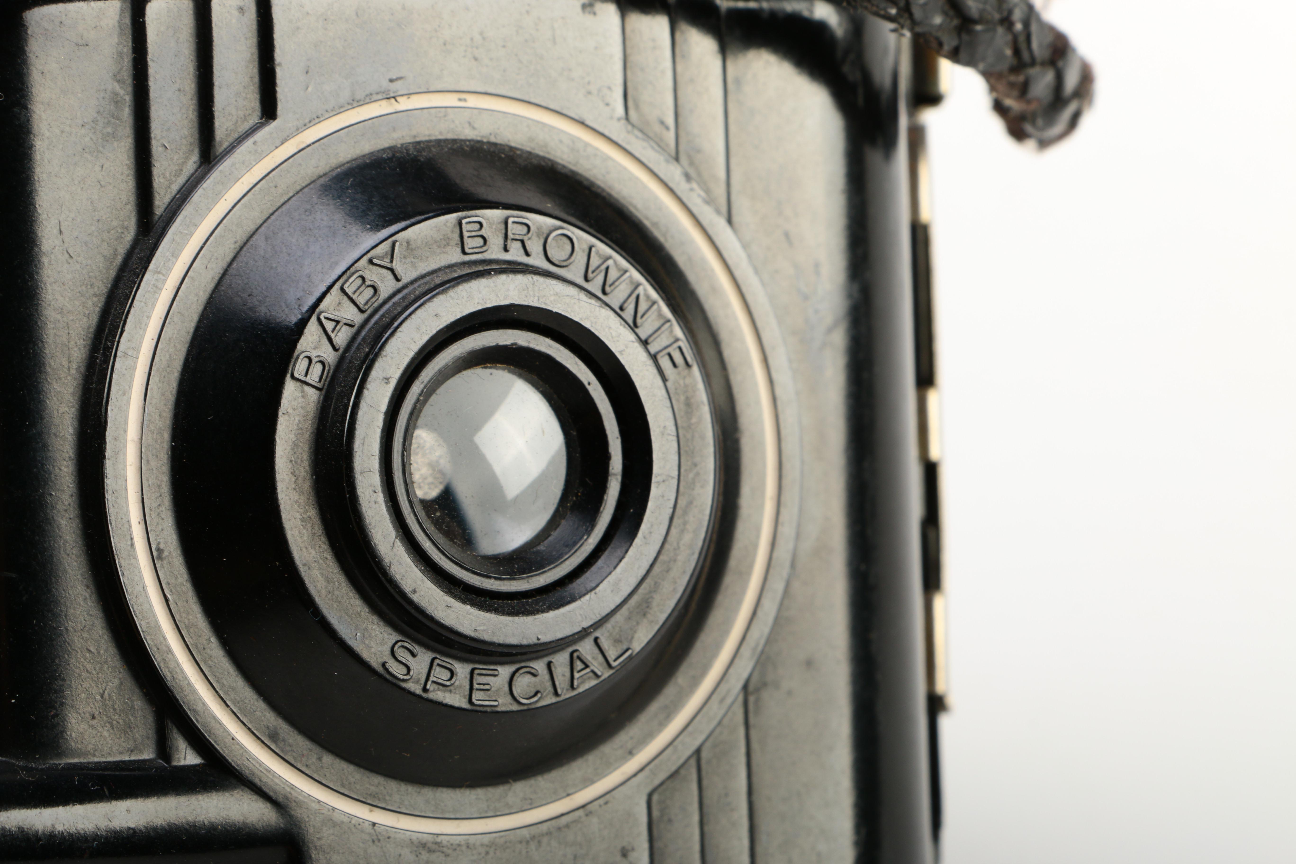 Assortment of Vintage Camera's