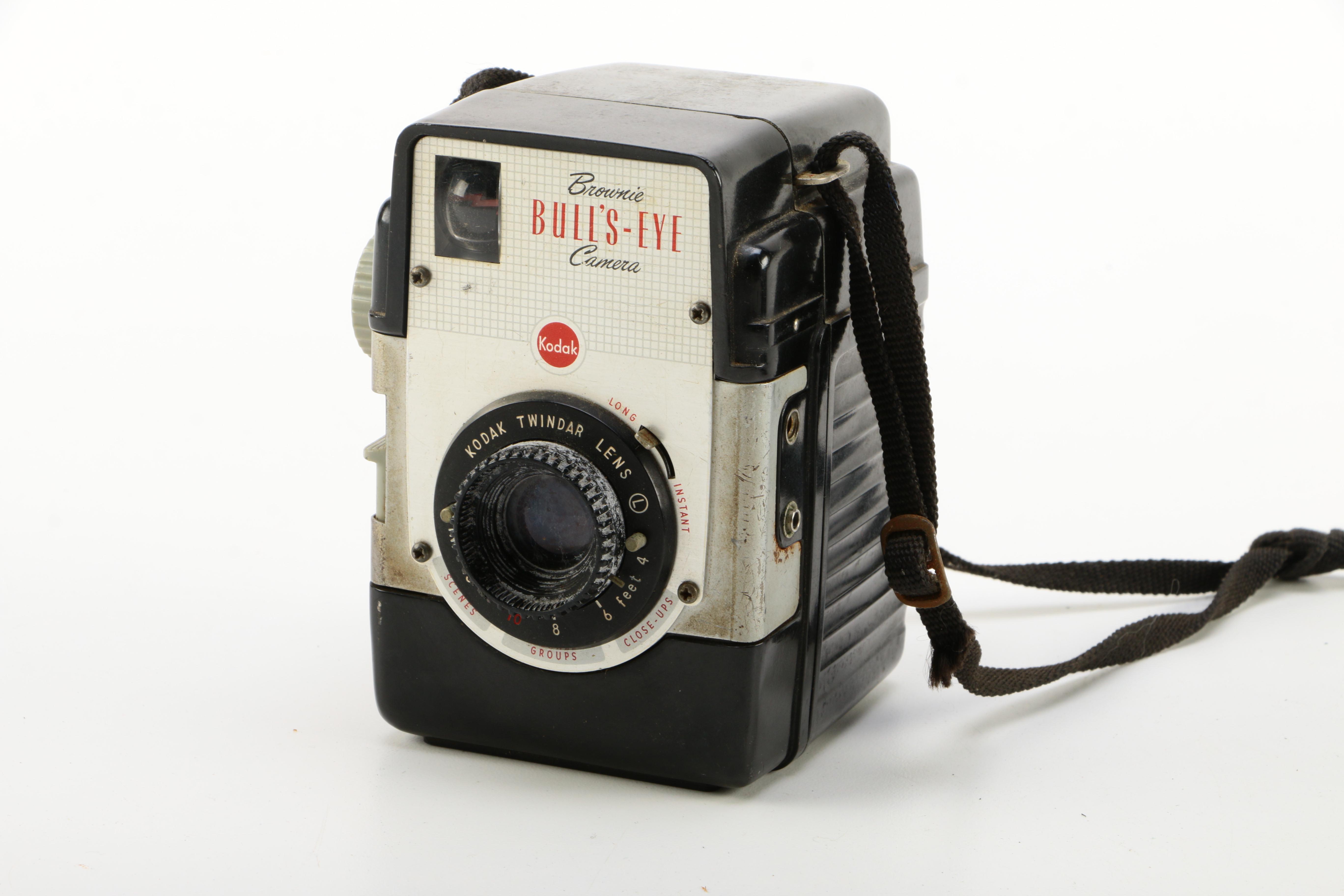 Assortment of Vintage Camera's