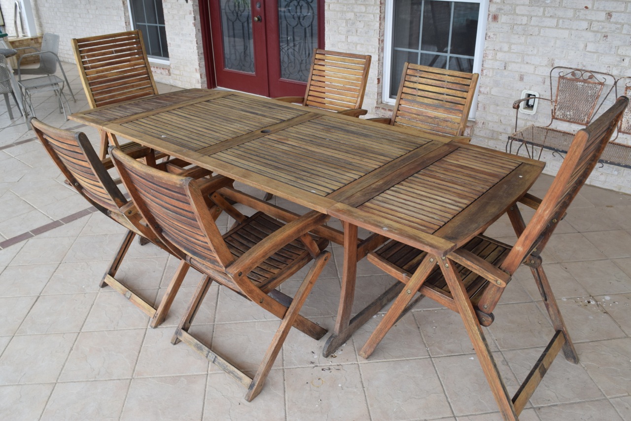 Teak Patio Dining Set by Jutlandia